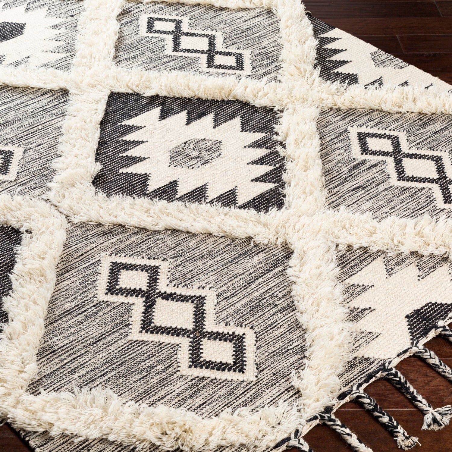 Surya Apache Taos Hand Woven Rug