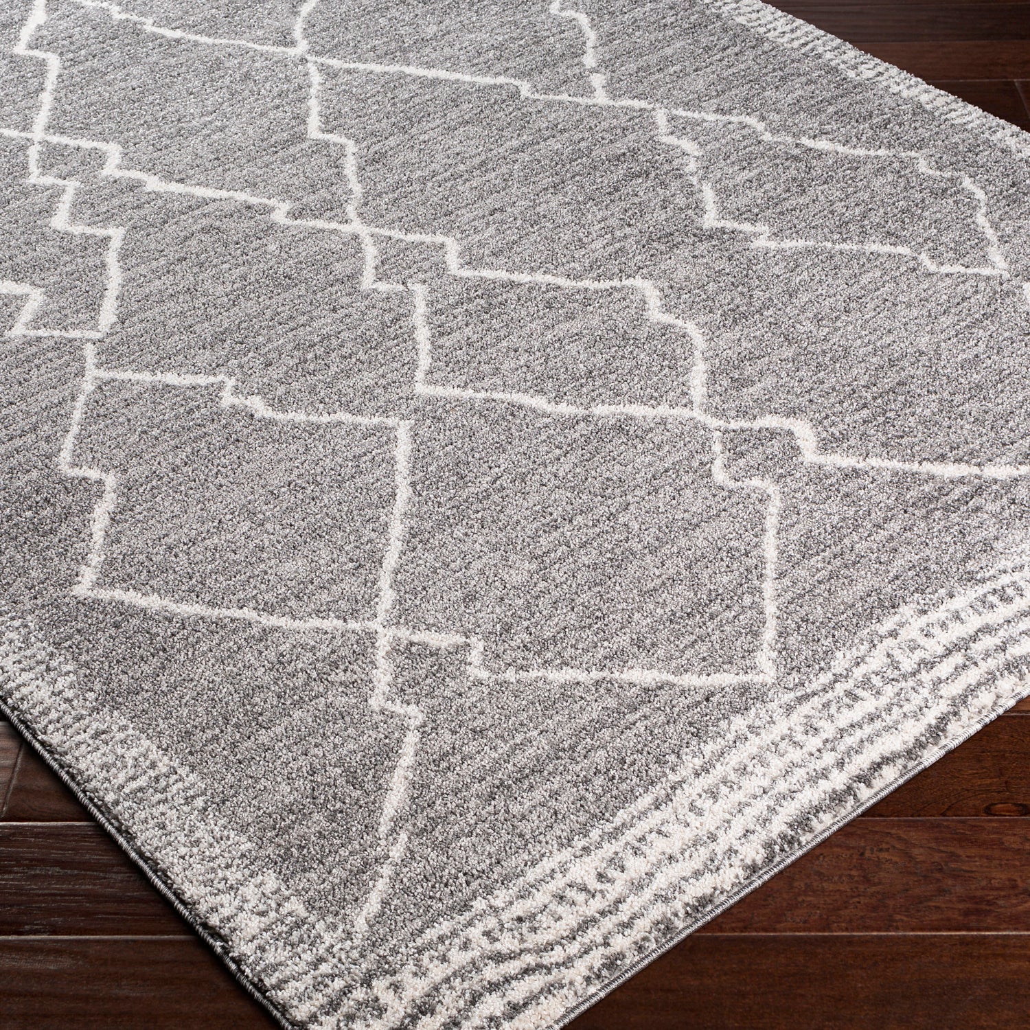 Livabliss Andorra Skeve Machine Woven Rug