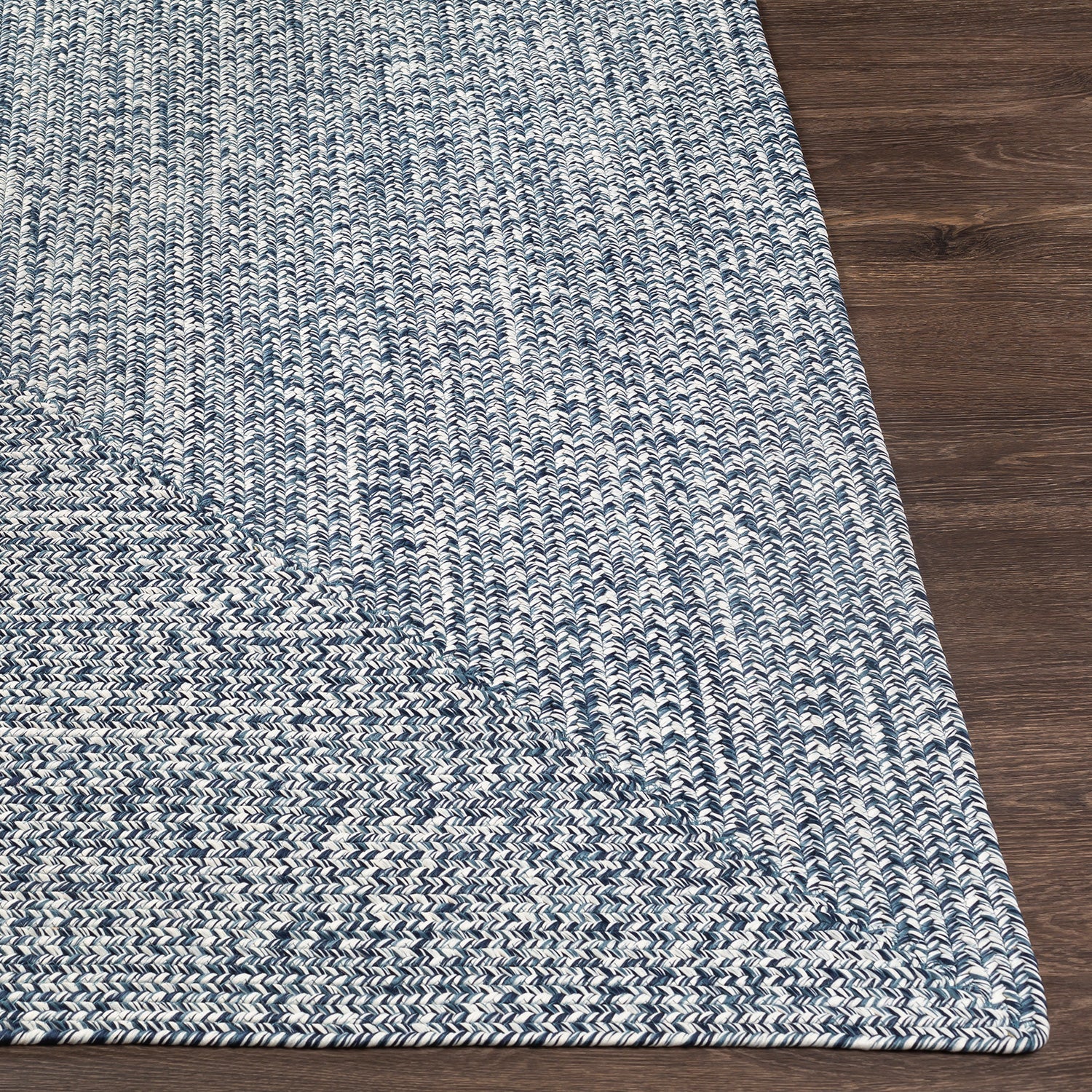 Livabliss Chesapeake Bay Niki Machine Woven Rug