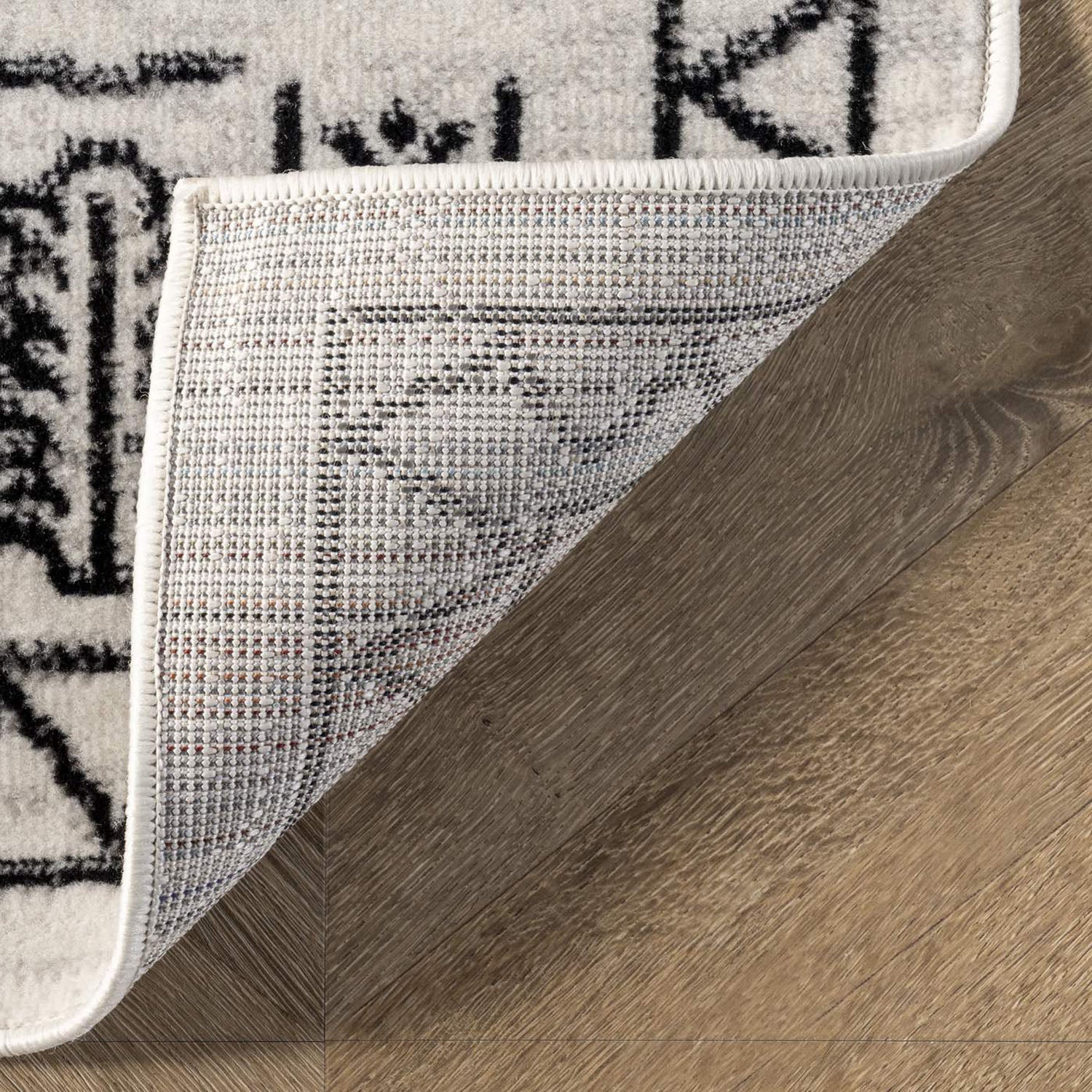 Buena Machine Made Rug