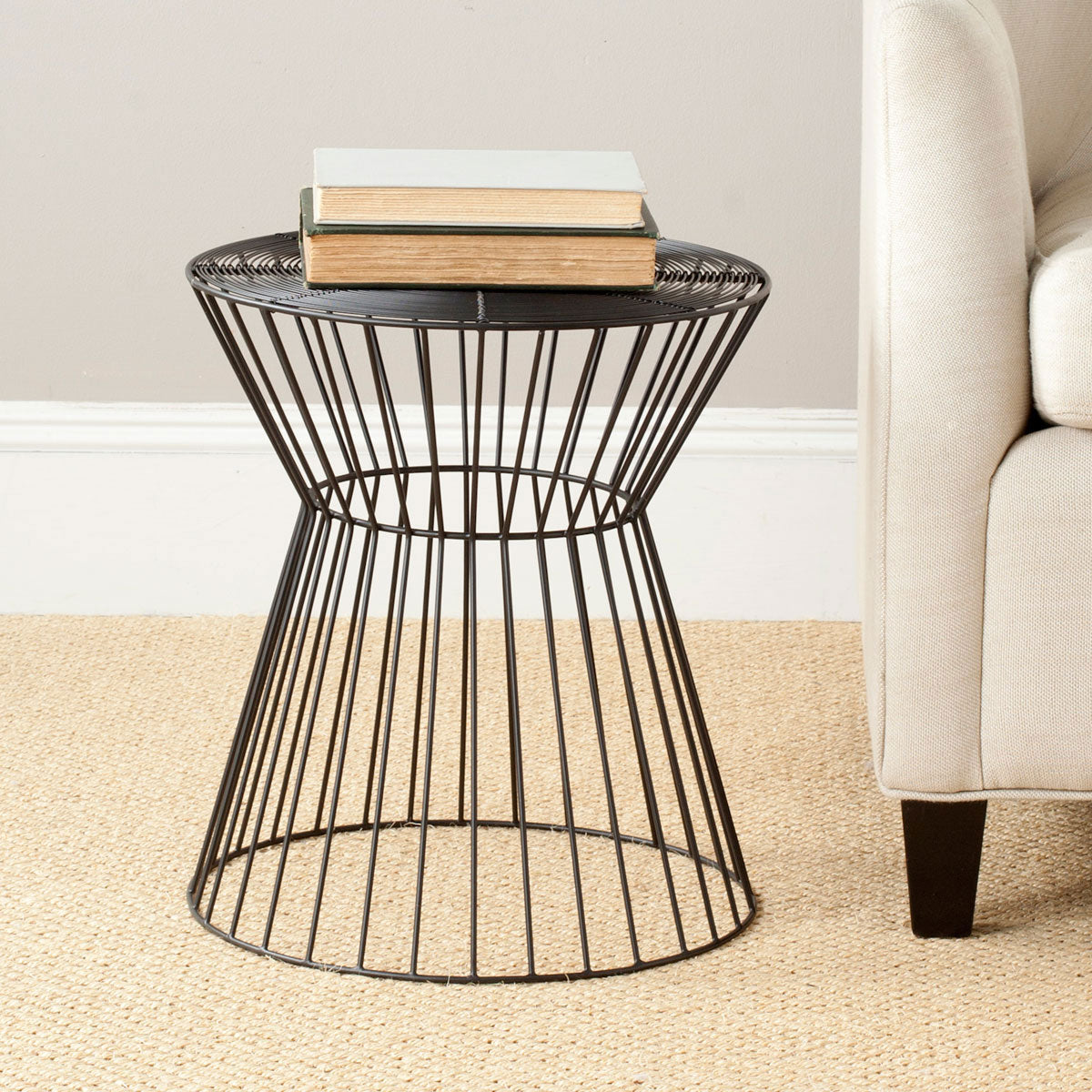 Hollingsworth Stool