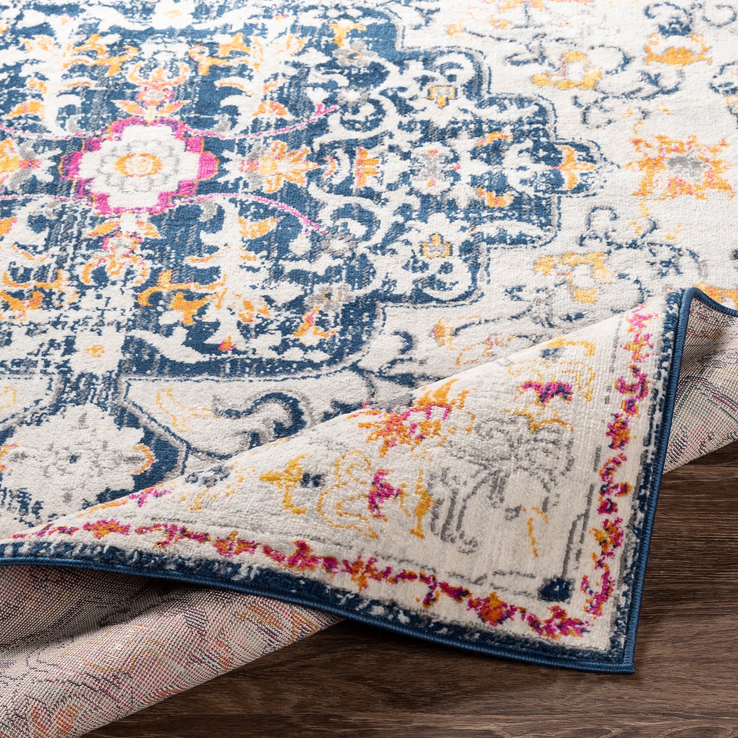 Livabliss Floransa Isla Machine Woven Rug