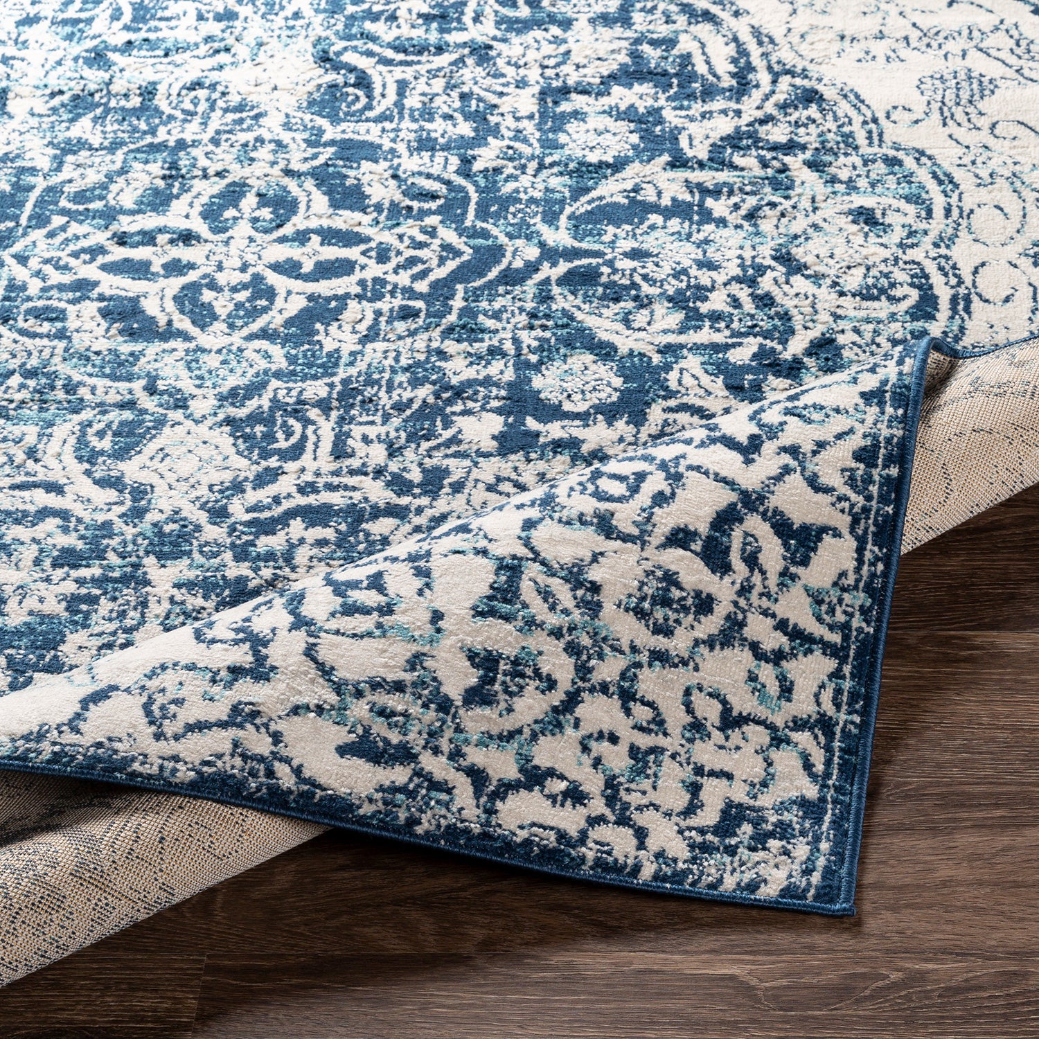 Livabliss Floransa Caitie Machine Woven Rug