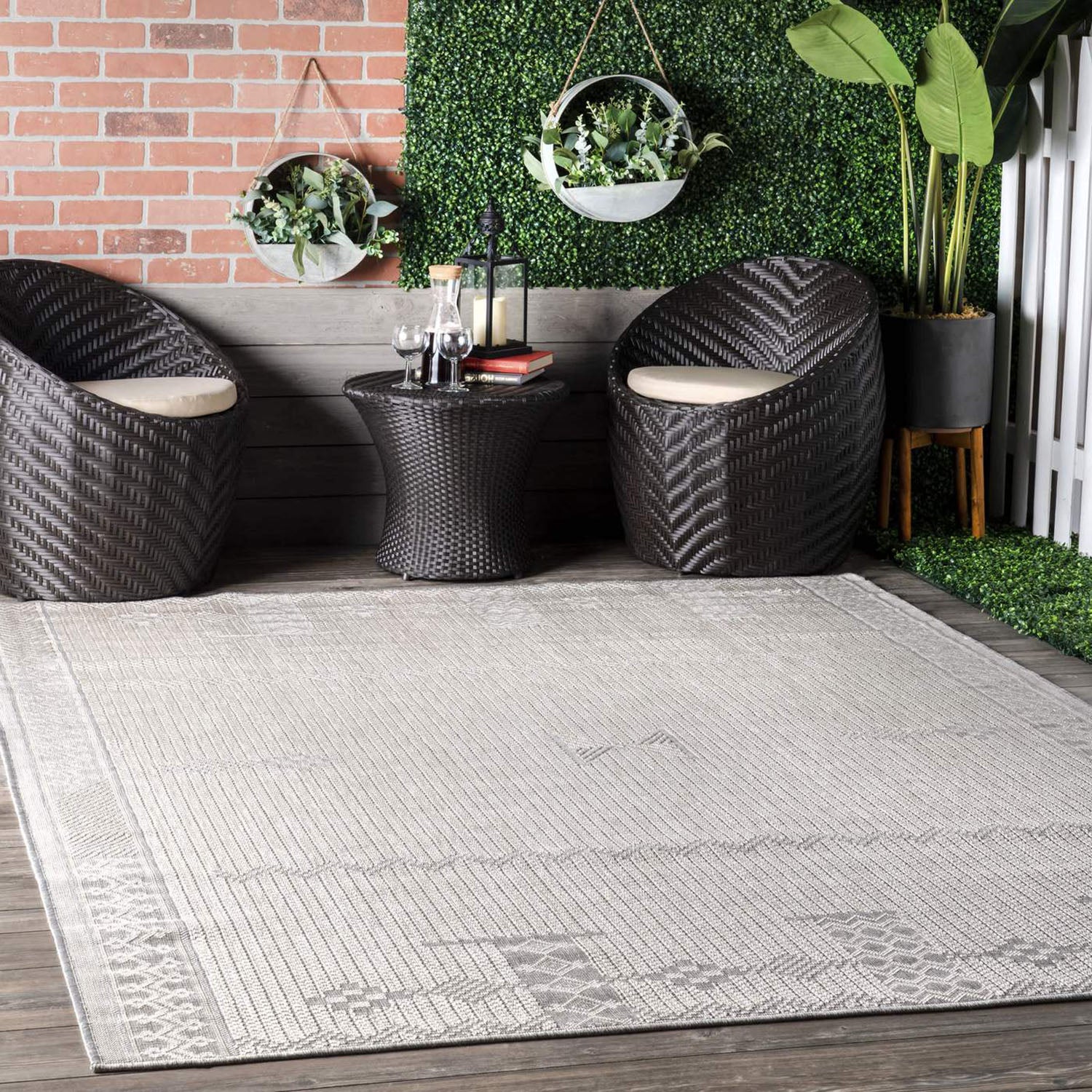 Garcia Indoor/Outdoor Rug