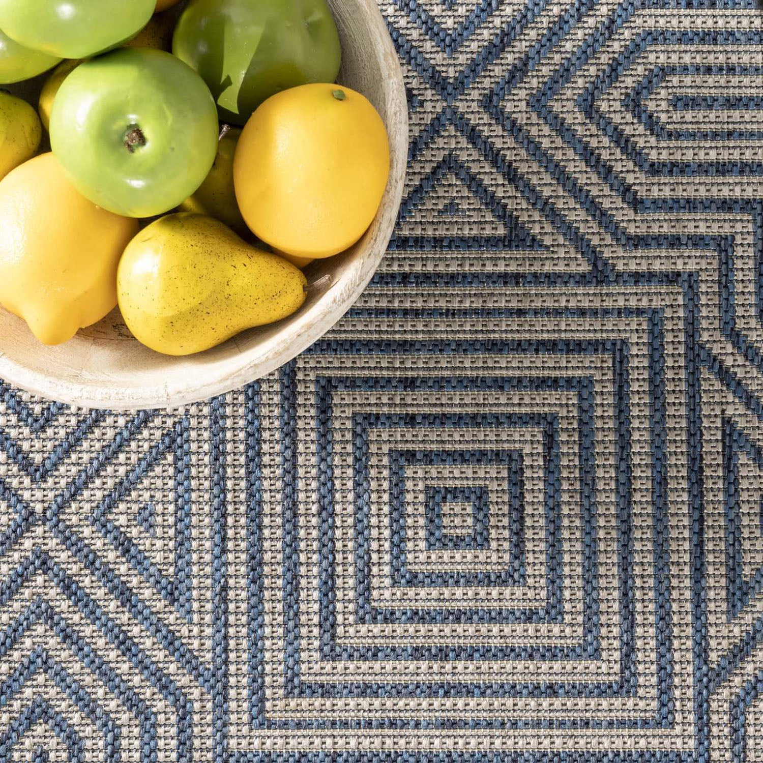 Hiland Indoor/Outdoor Rug