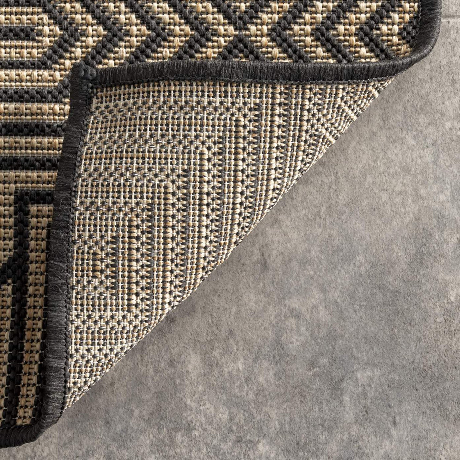 Hiland Indoor/Outdoor Rug