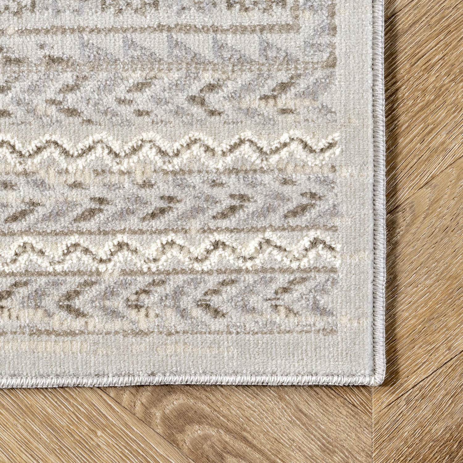 Samuel Machine Made Rug