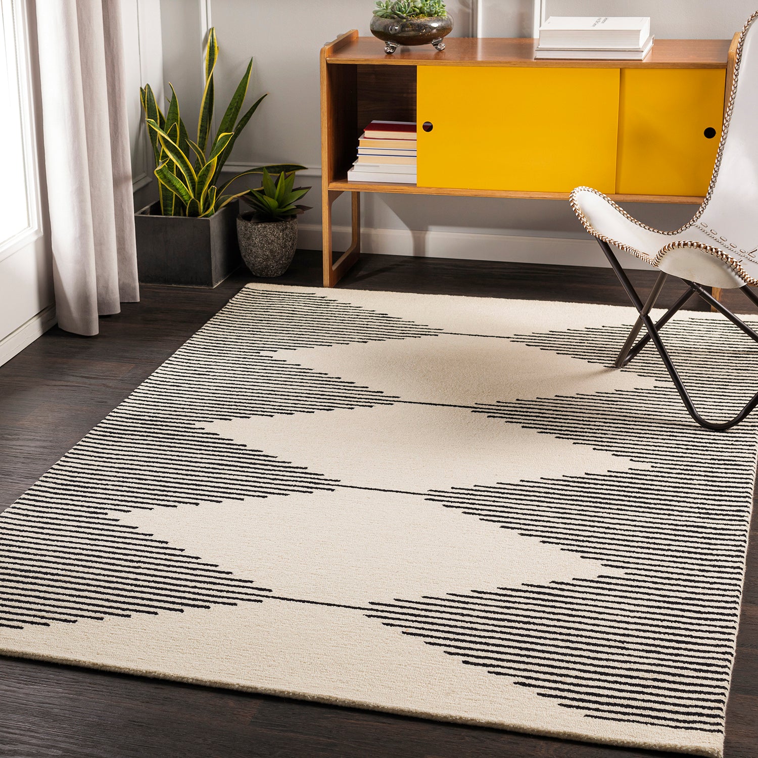 Livabliss Granada Slope Hand Tufted Rug