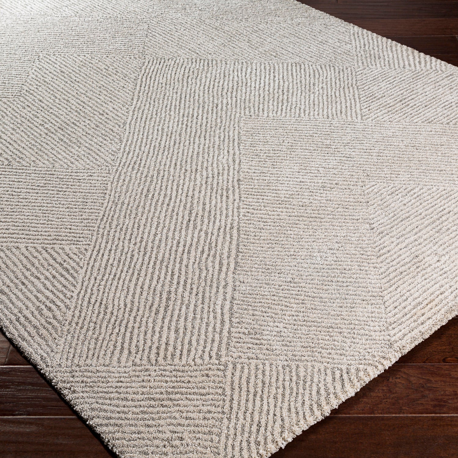 Surya Gavic Lange Machine Woven Rug