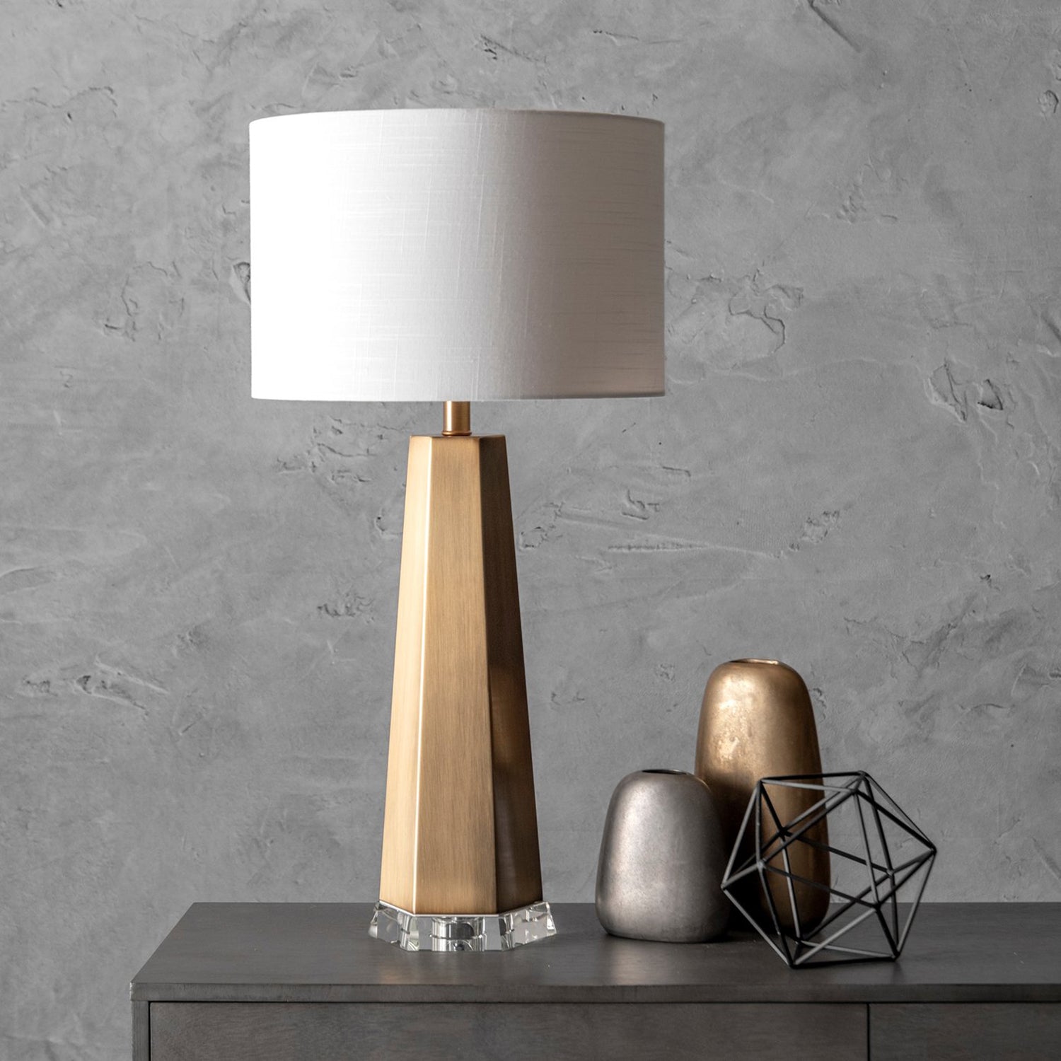 Thompson Table Lamp