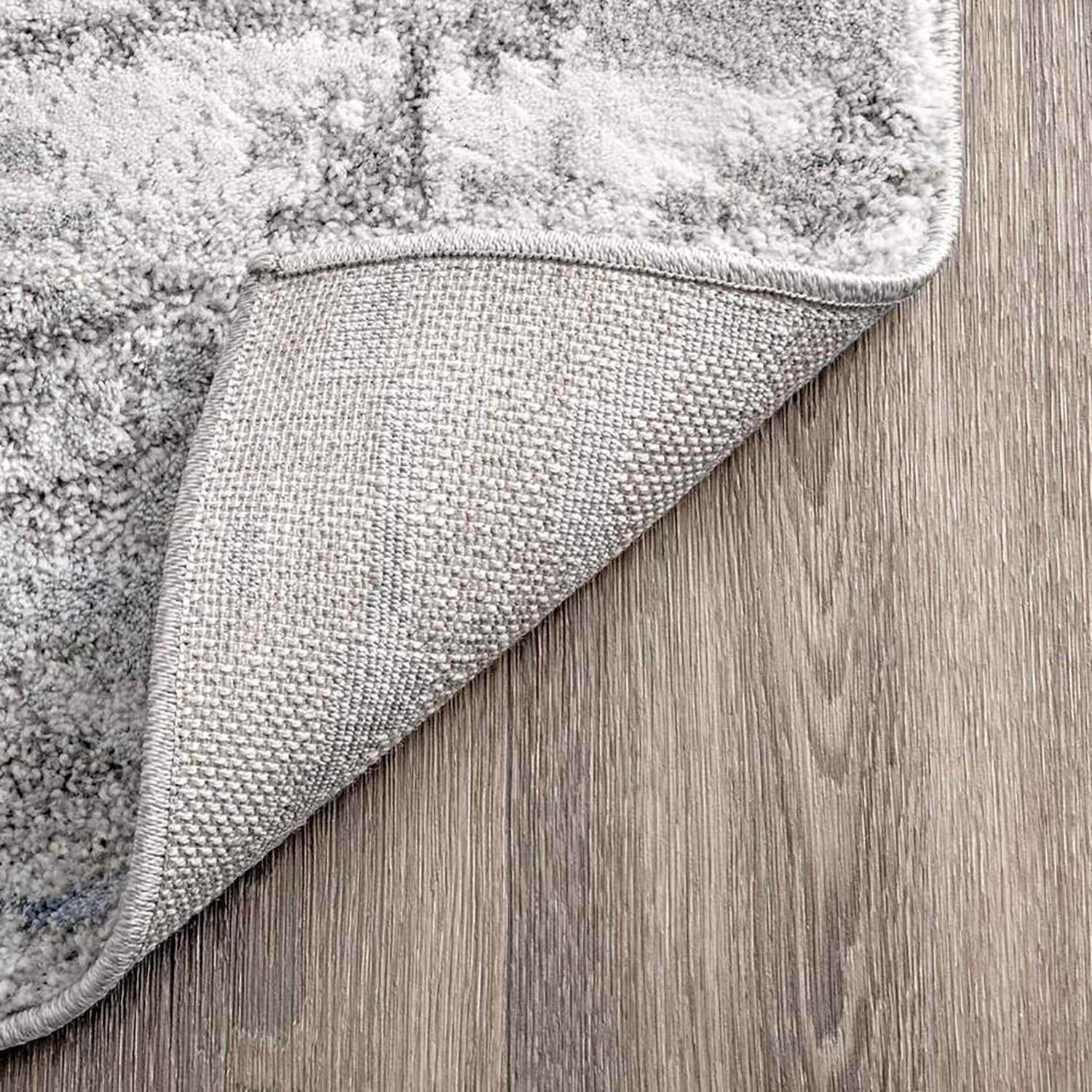 Fuentes Machine Made Rug