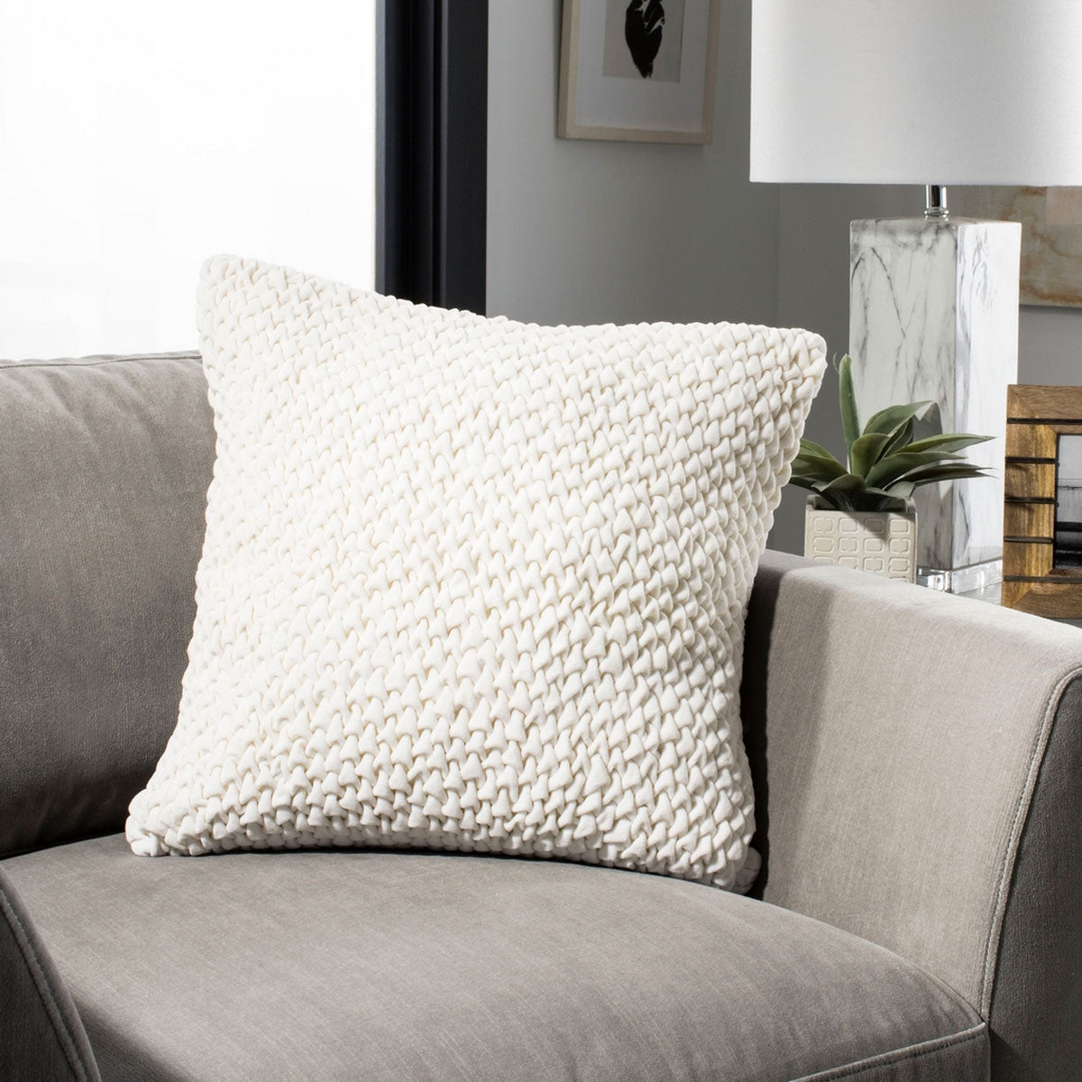 Edward Knit Throw Pillow