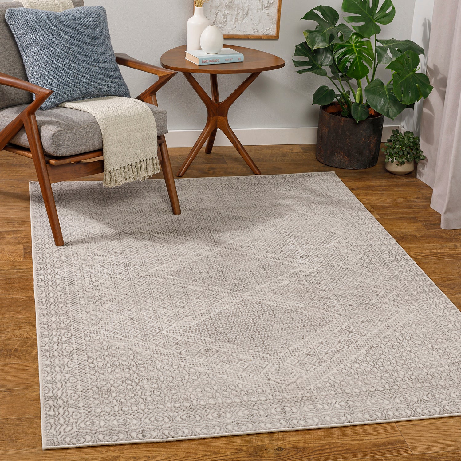 Livabliss Pisa Kellan Machine Woven Rug