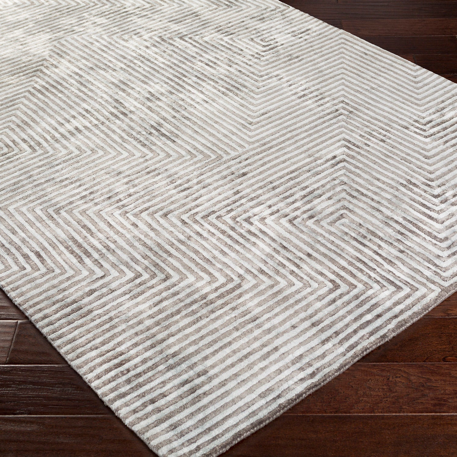 Livabliss Quartz Hand Tufted Rug