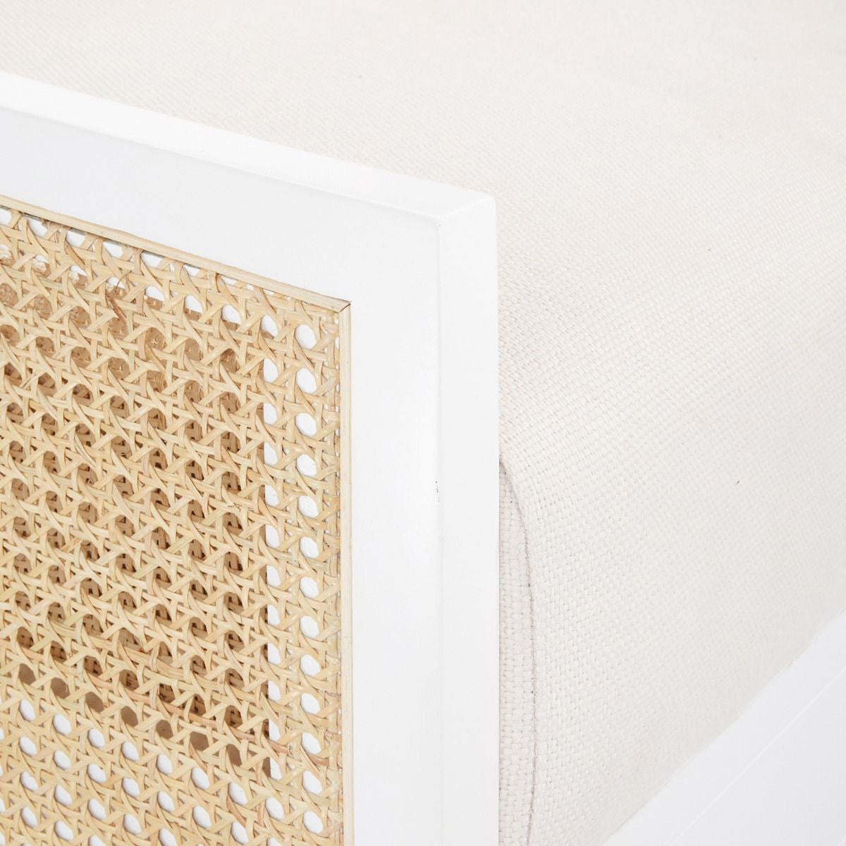 Villa and House Raleigh Club Chair