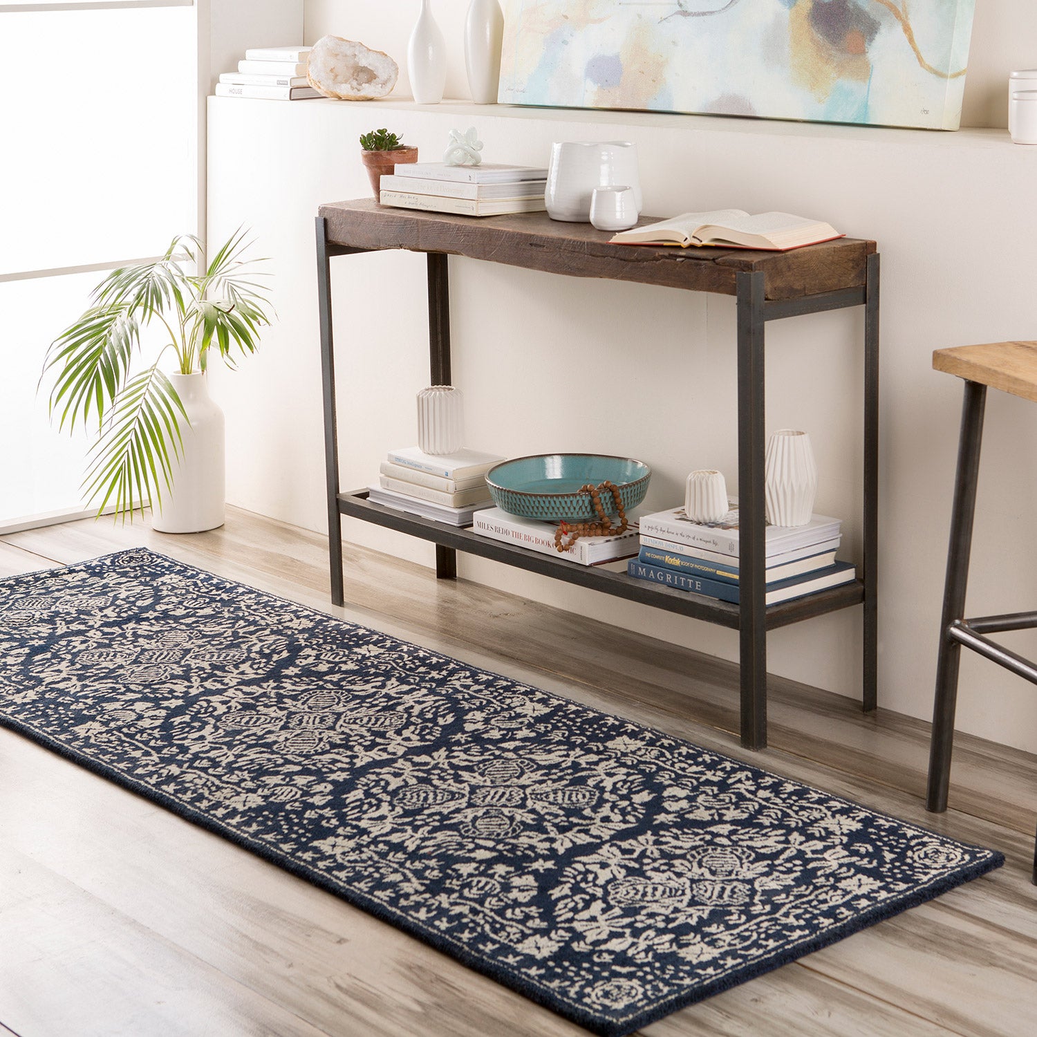 Surya Smithsonian Crop Hand Tufted Rug