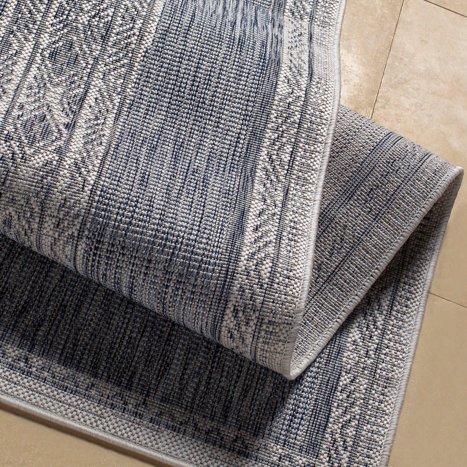 Livabliss Tuareg Ansley Indoor/Outdoor Rug