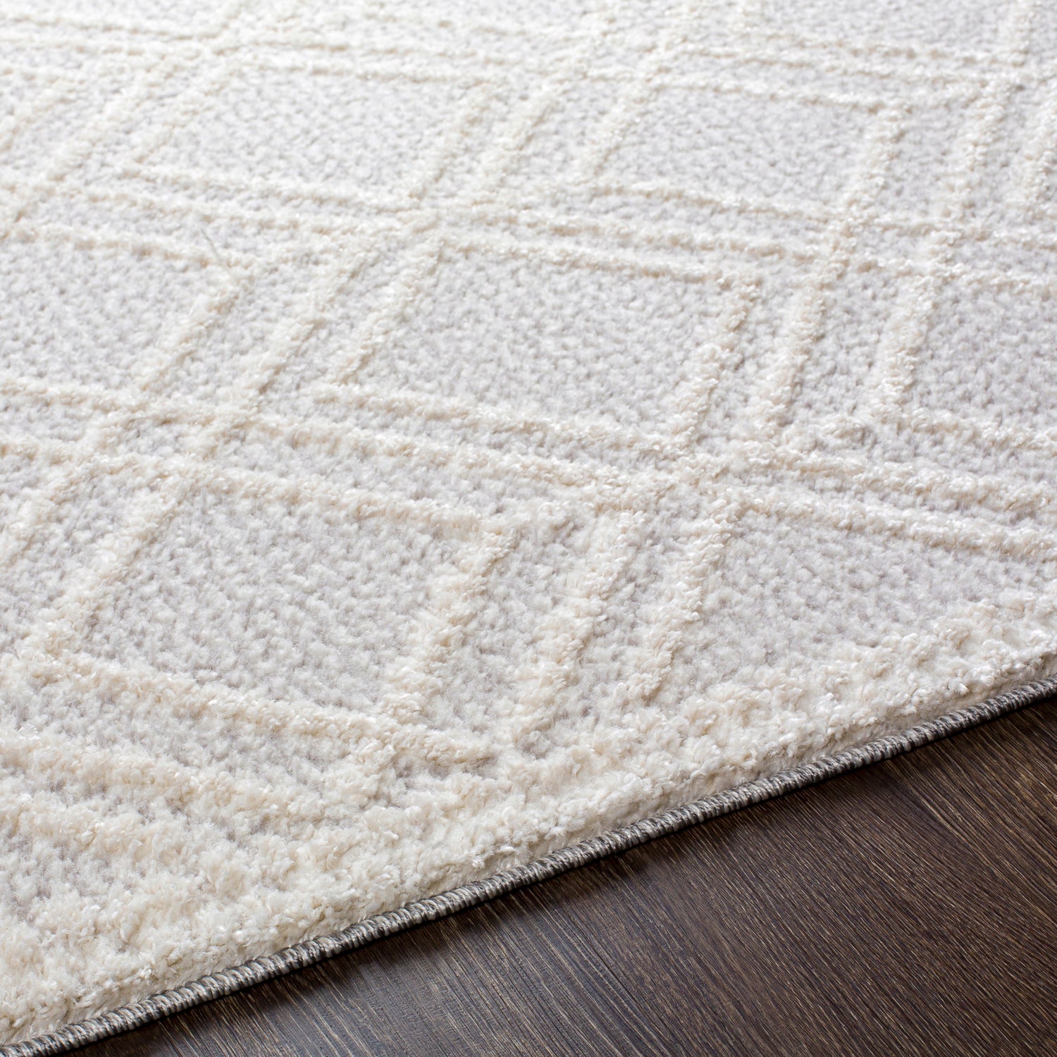 Livabliss Valencia Brock Machine Woven Rug