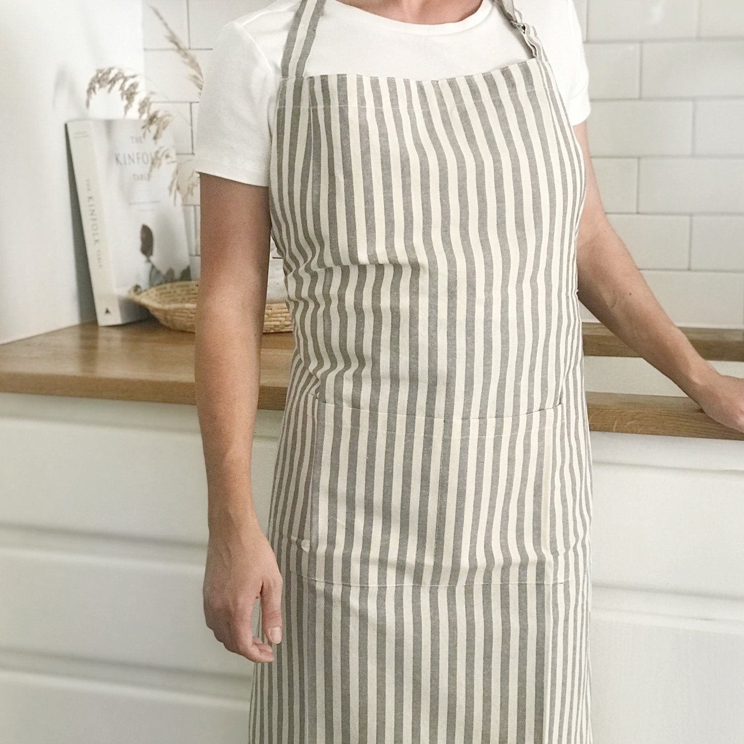 Arrow & Avenue Kitchen & Table