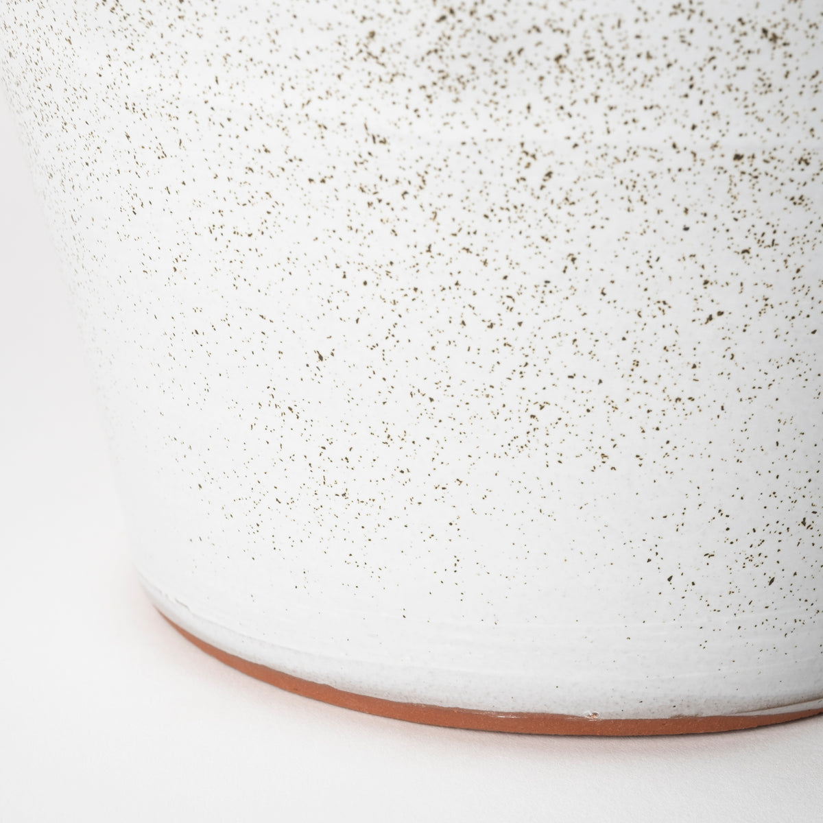 Mercana Julian Large Glossy White Ceramic Spoked Vase