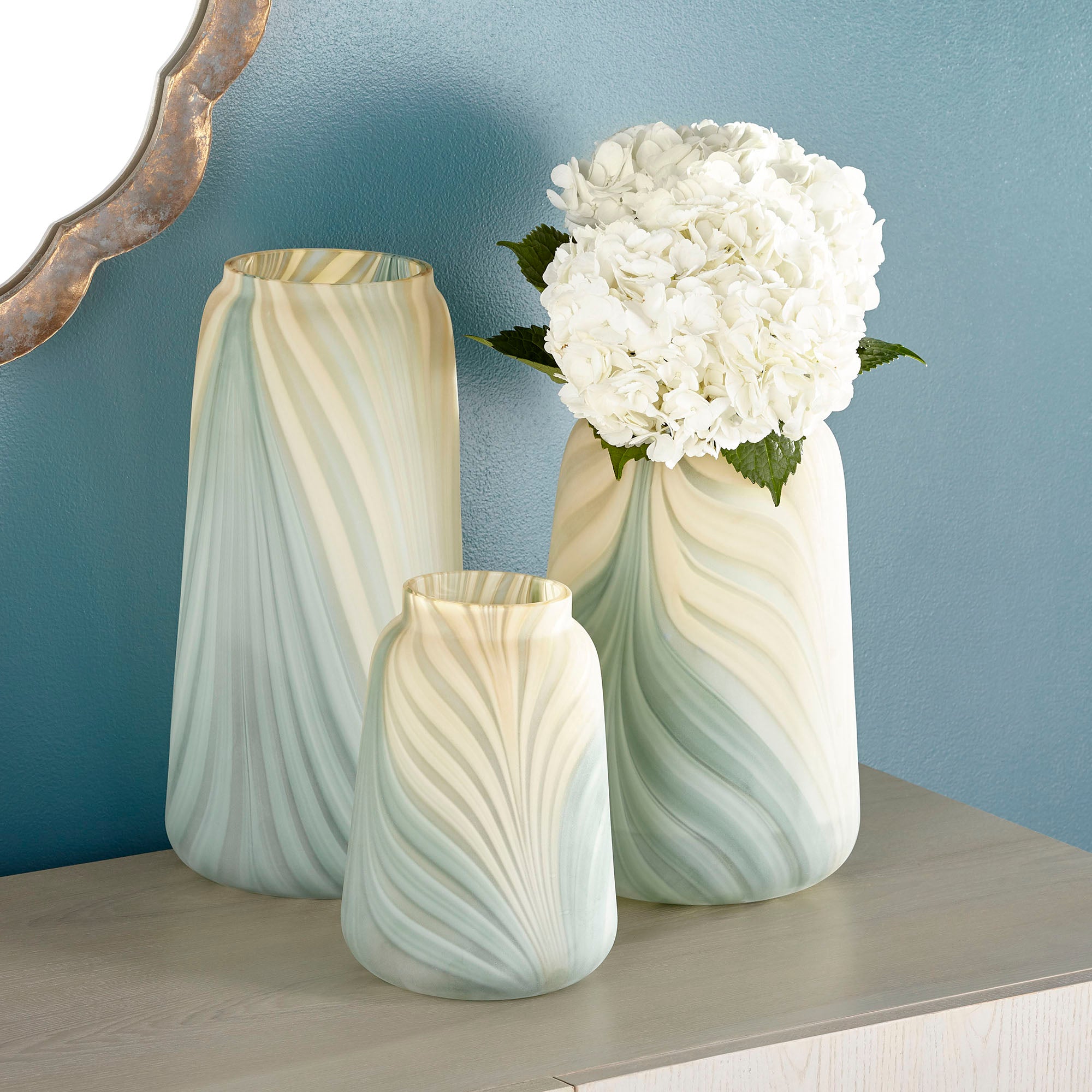 Cyan Design Hearts Of Palm Vase
