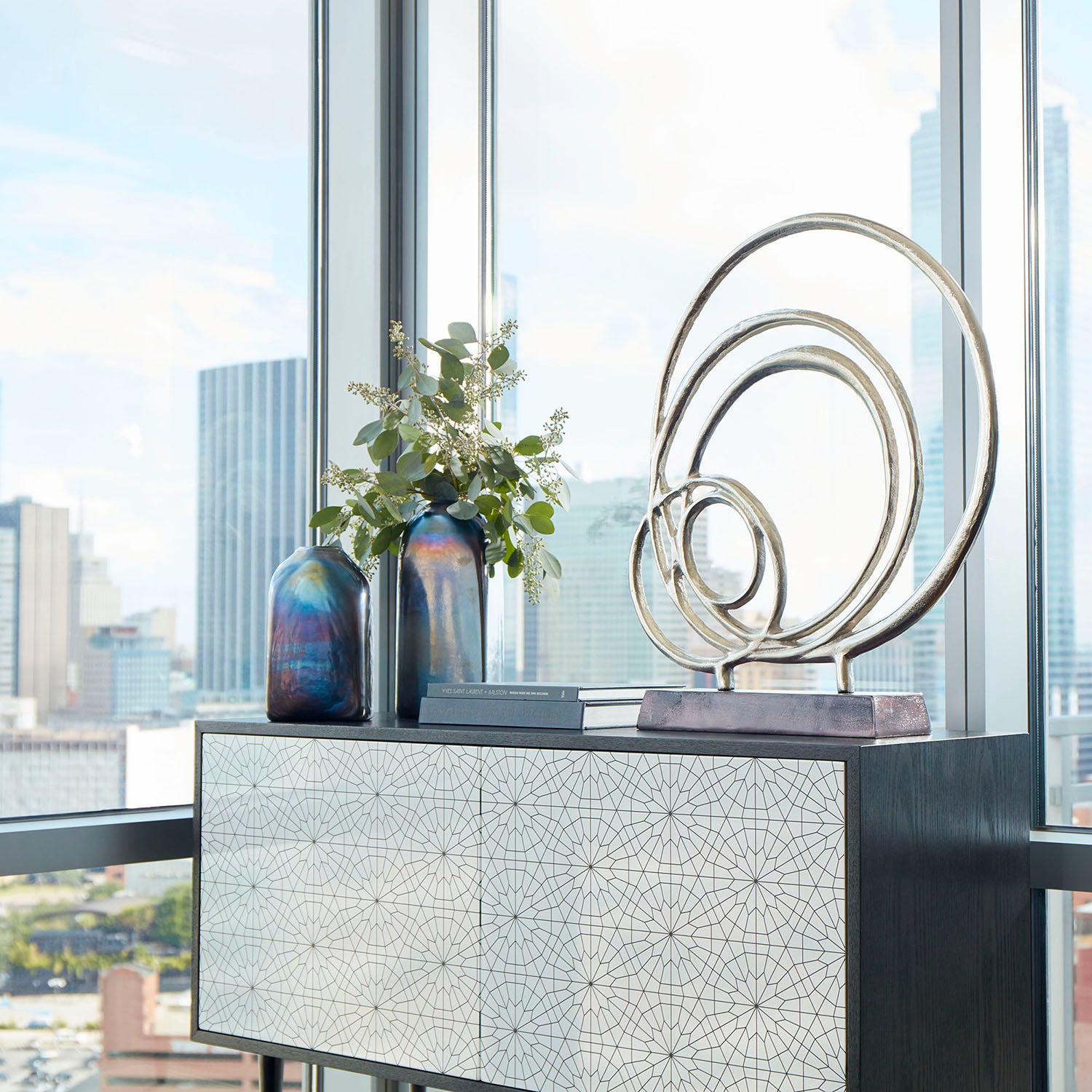 Cyan Design Lipsice Sculpture