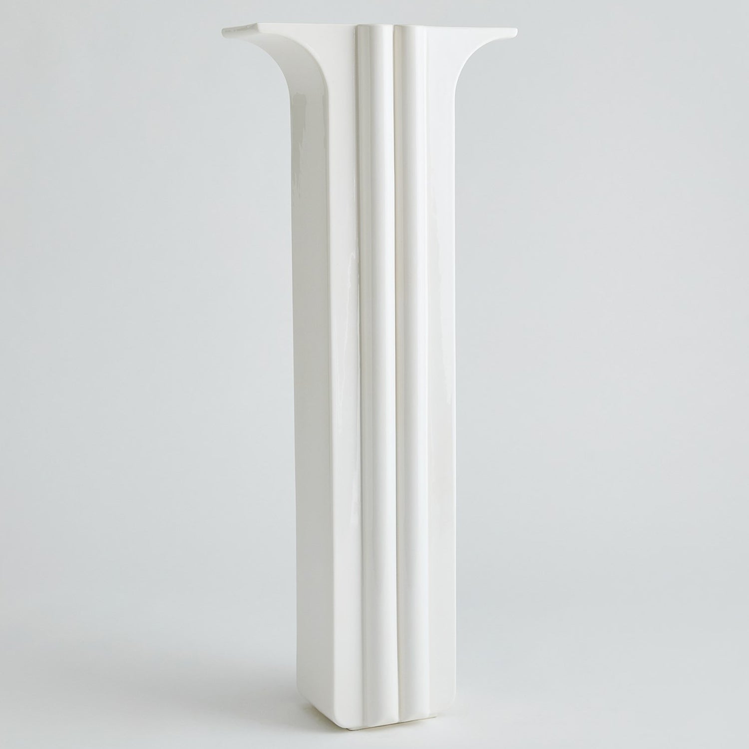 Global Views Flying Column Vase