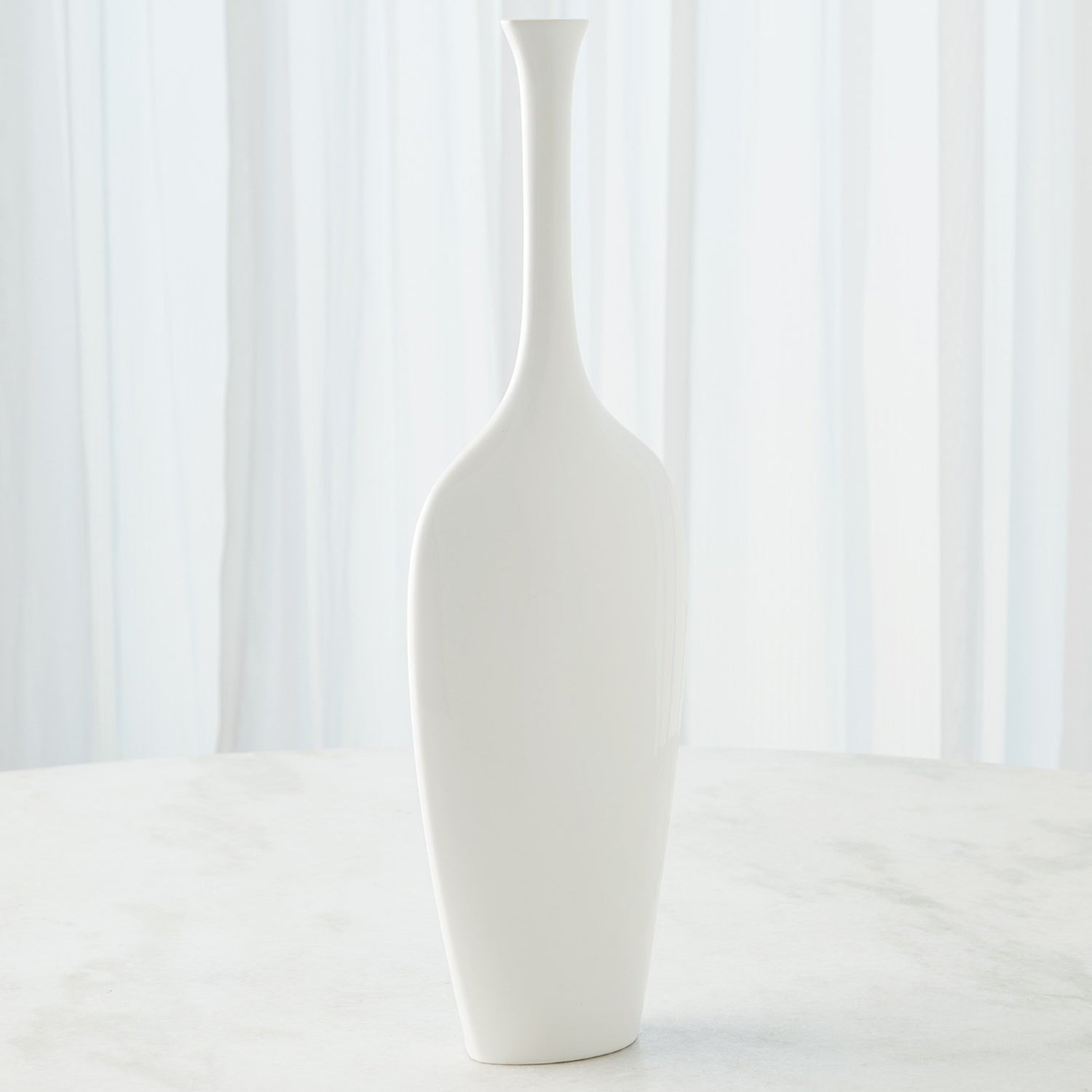 Global Views Silhouette Vase