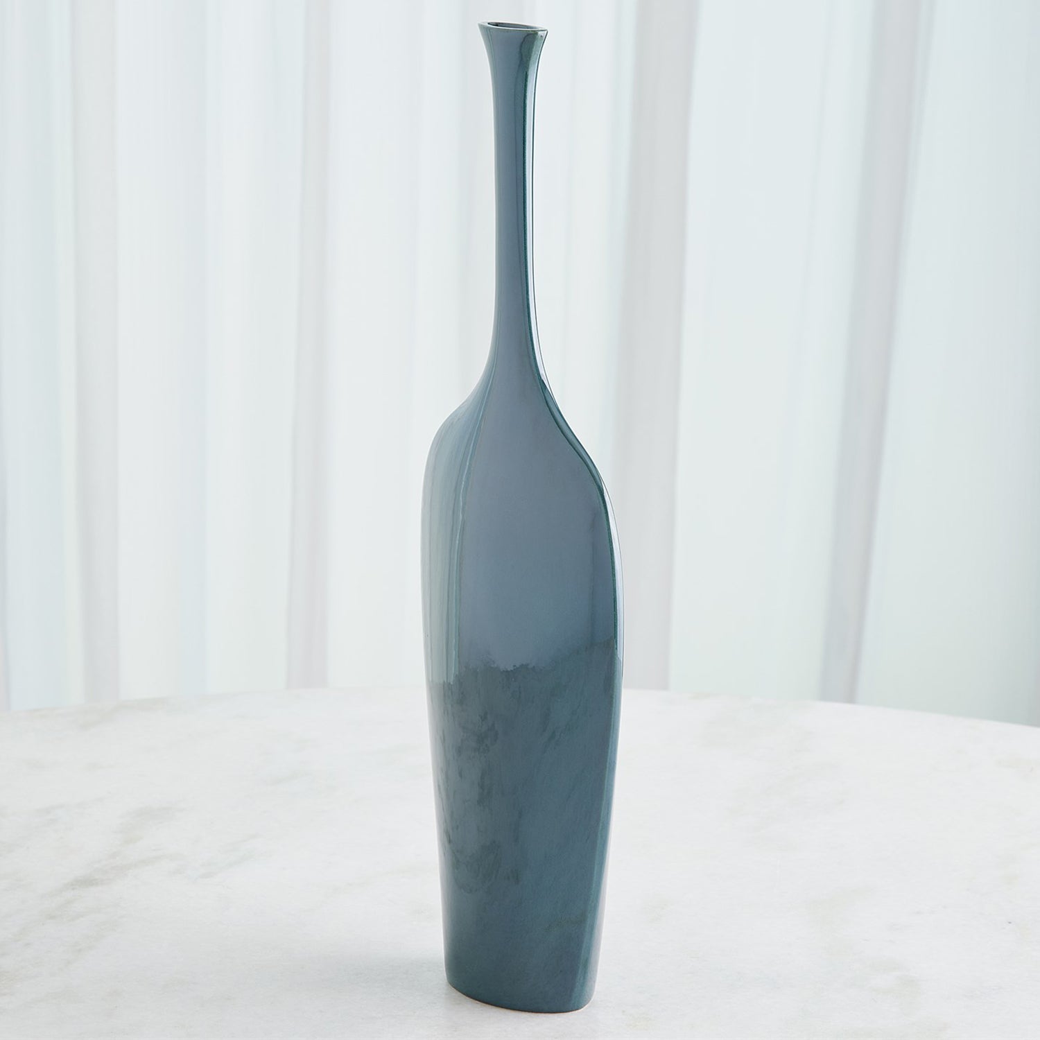 Global Views Silhouette Vase