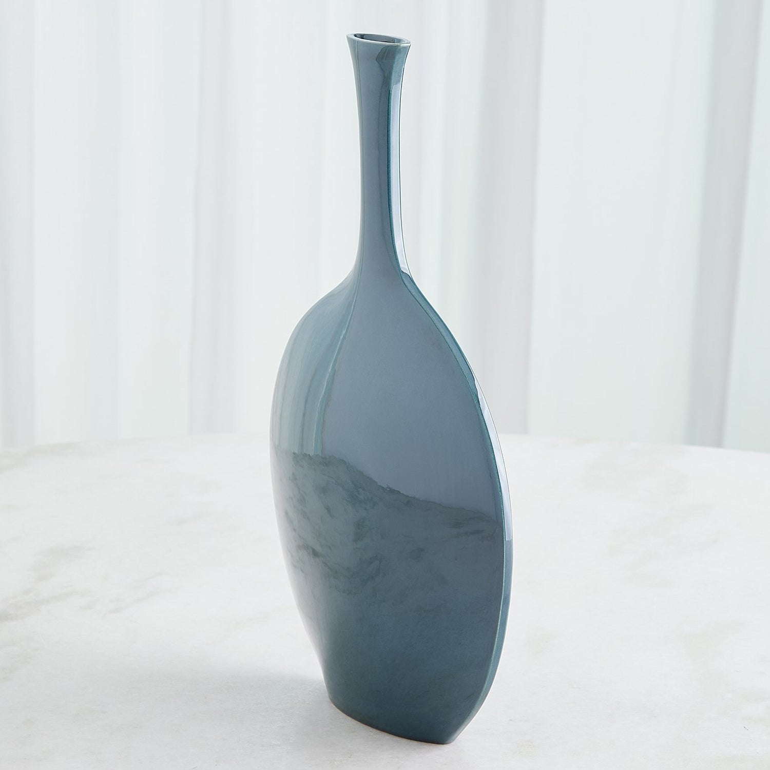 Global Views Silhouette Vase