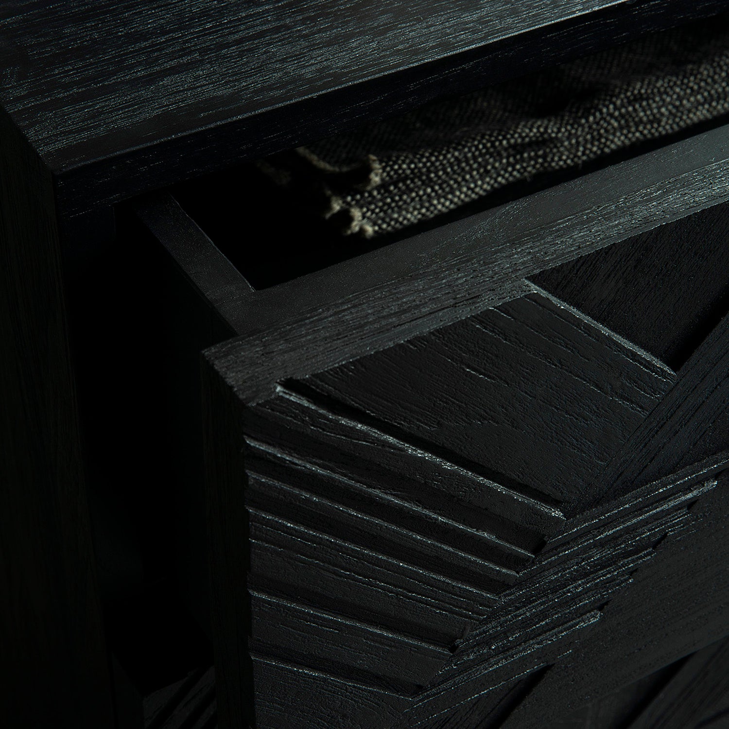 Ethnicraft Graphic Dresser