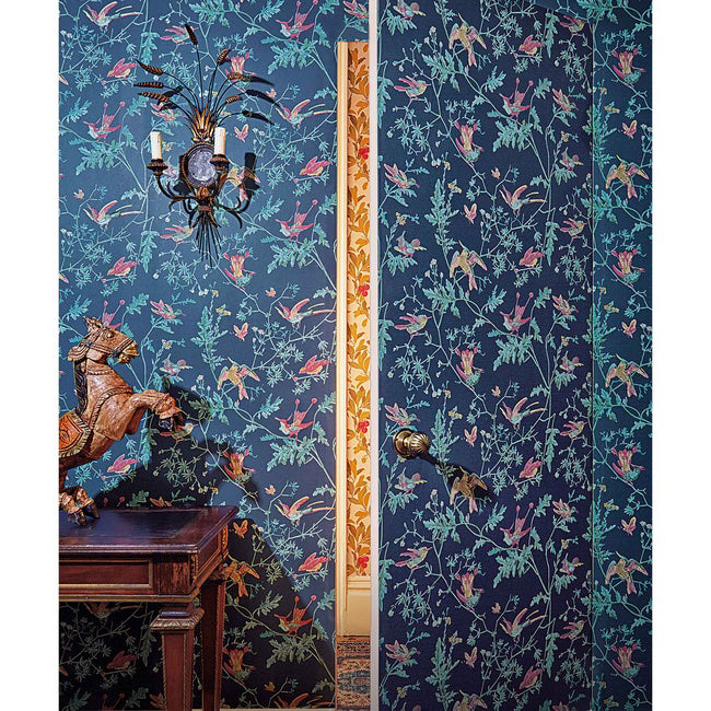 Cole & Son Selection of Hummingbirds Wallpaper