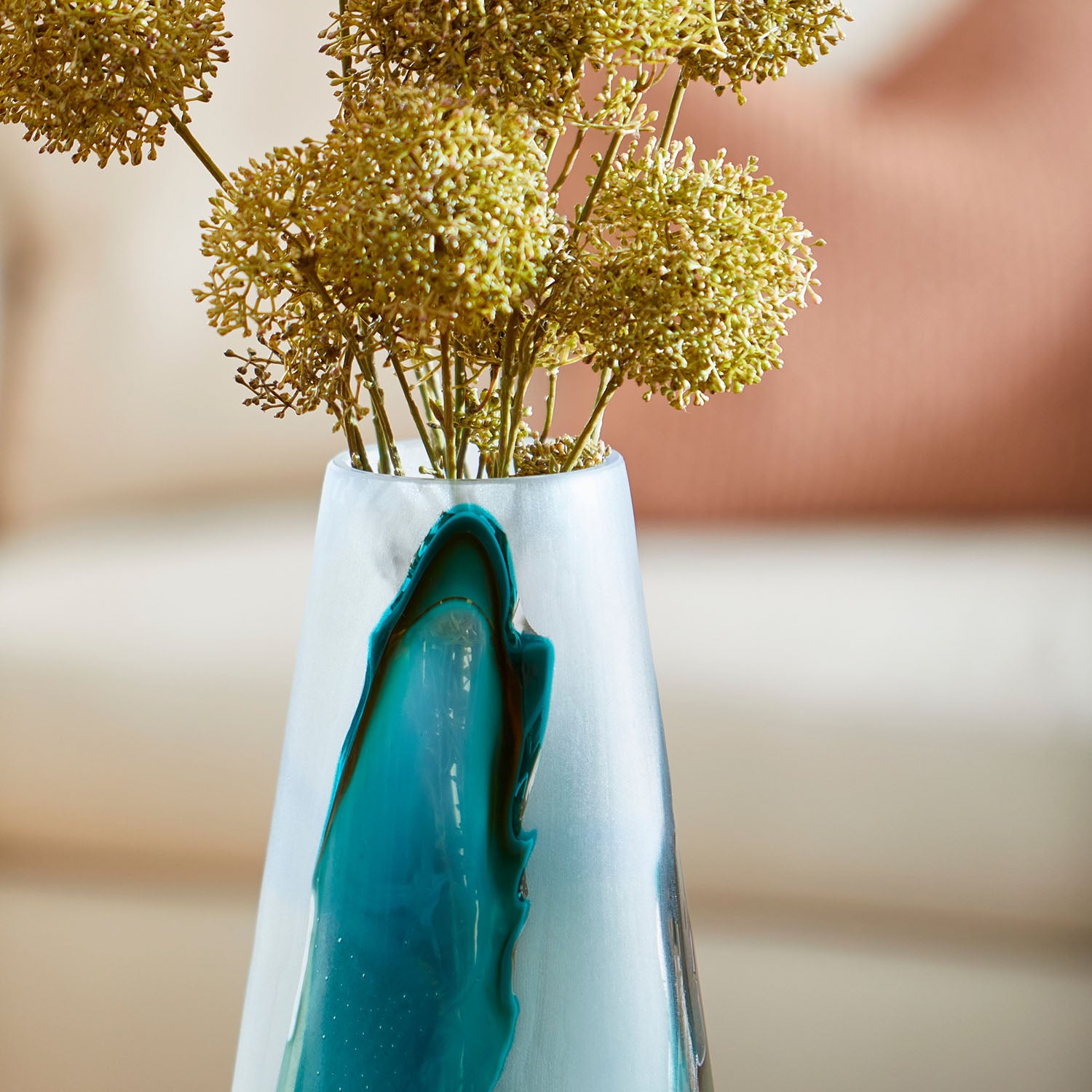 Cyan Design Ferdinand Vase