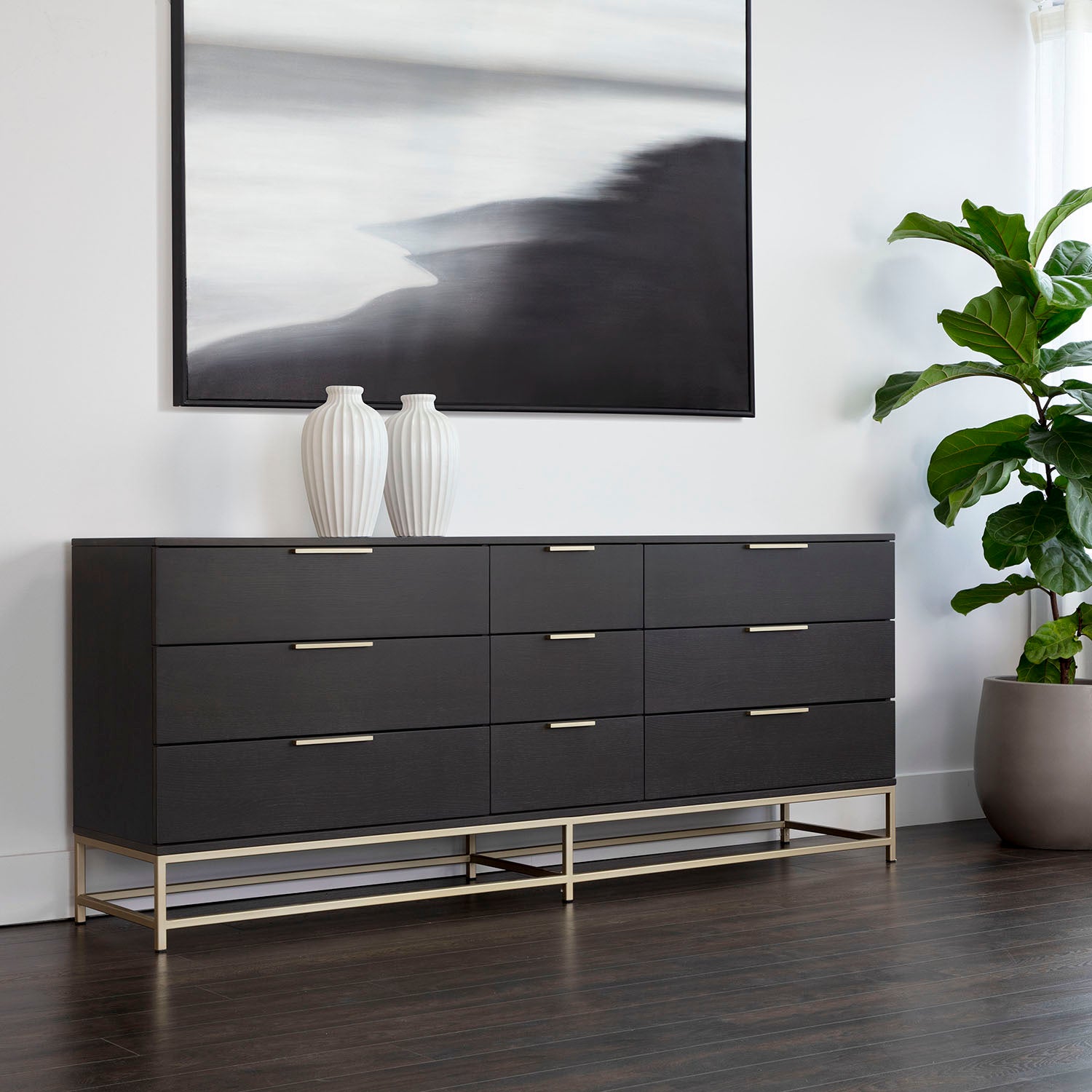 Sunpan Rebel Dresser