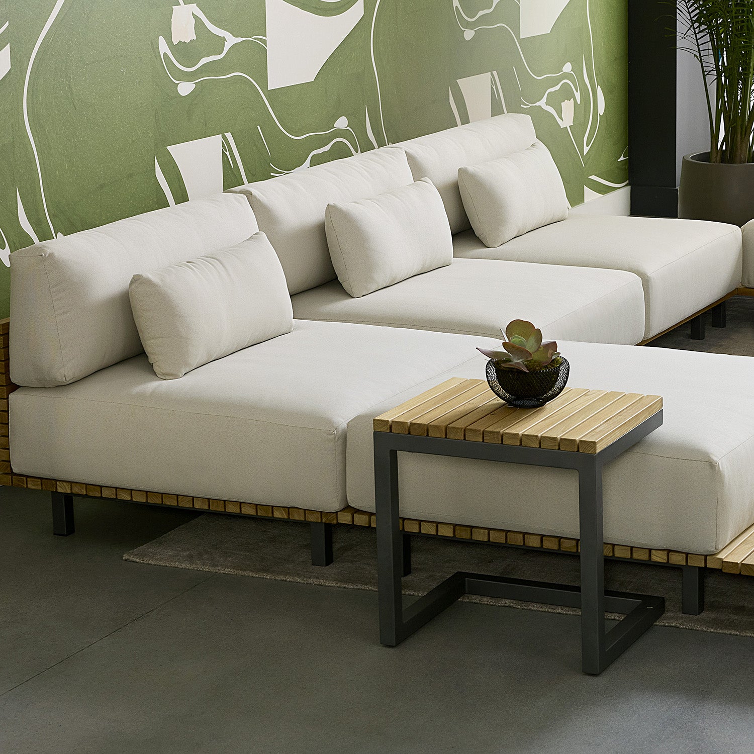 Sunpan Geneve C-Shaped Outdoor End Table Set of 2