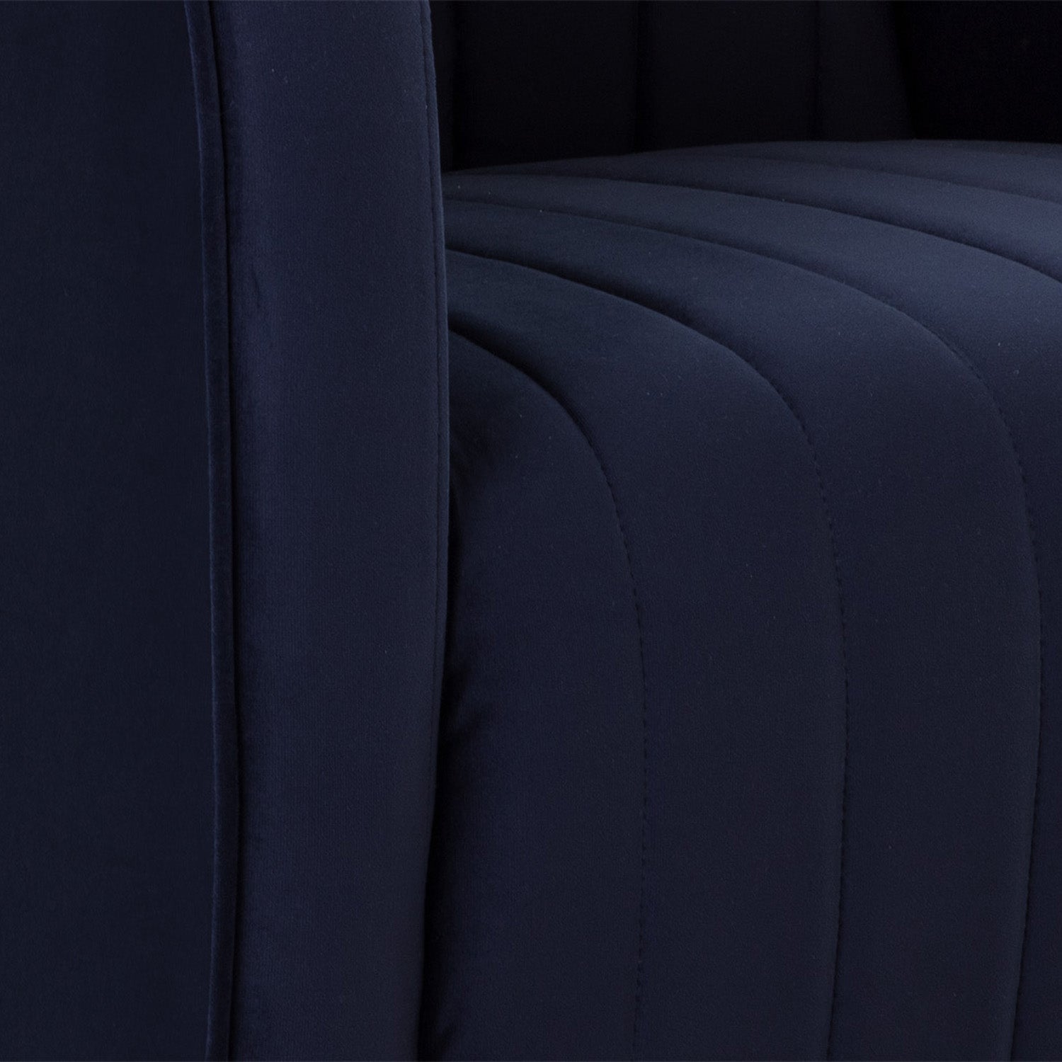 Sunpan Garrison Swivel Lounge Chair