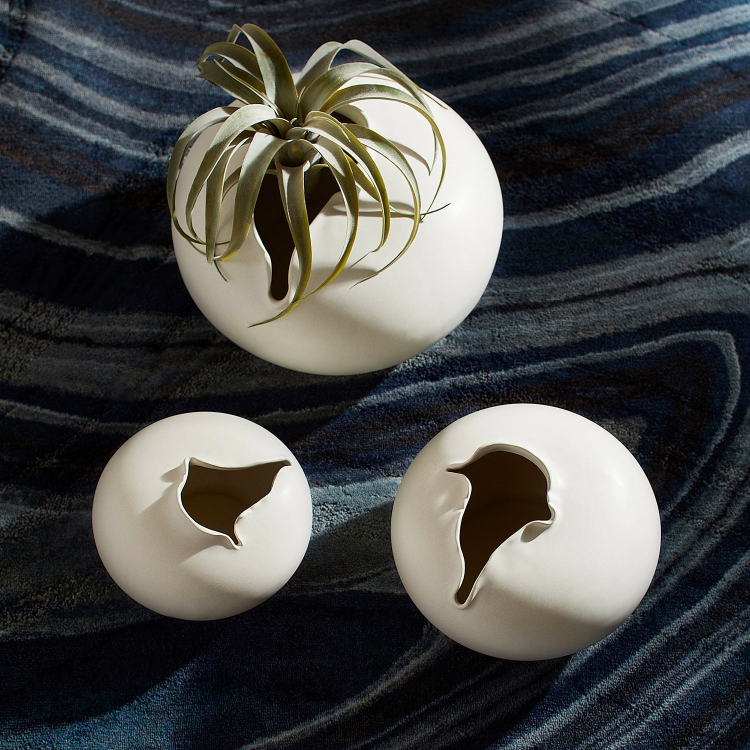 Cyan Design Tambora Off White Vase