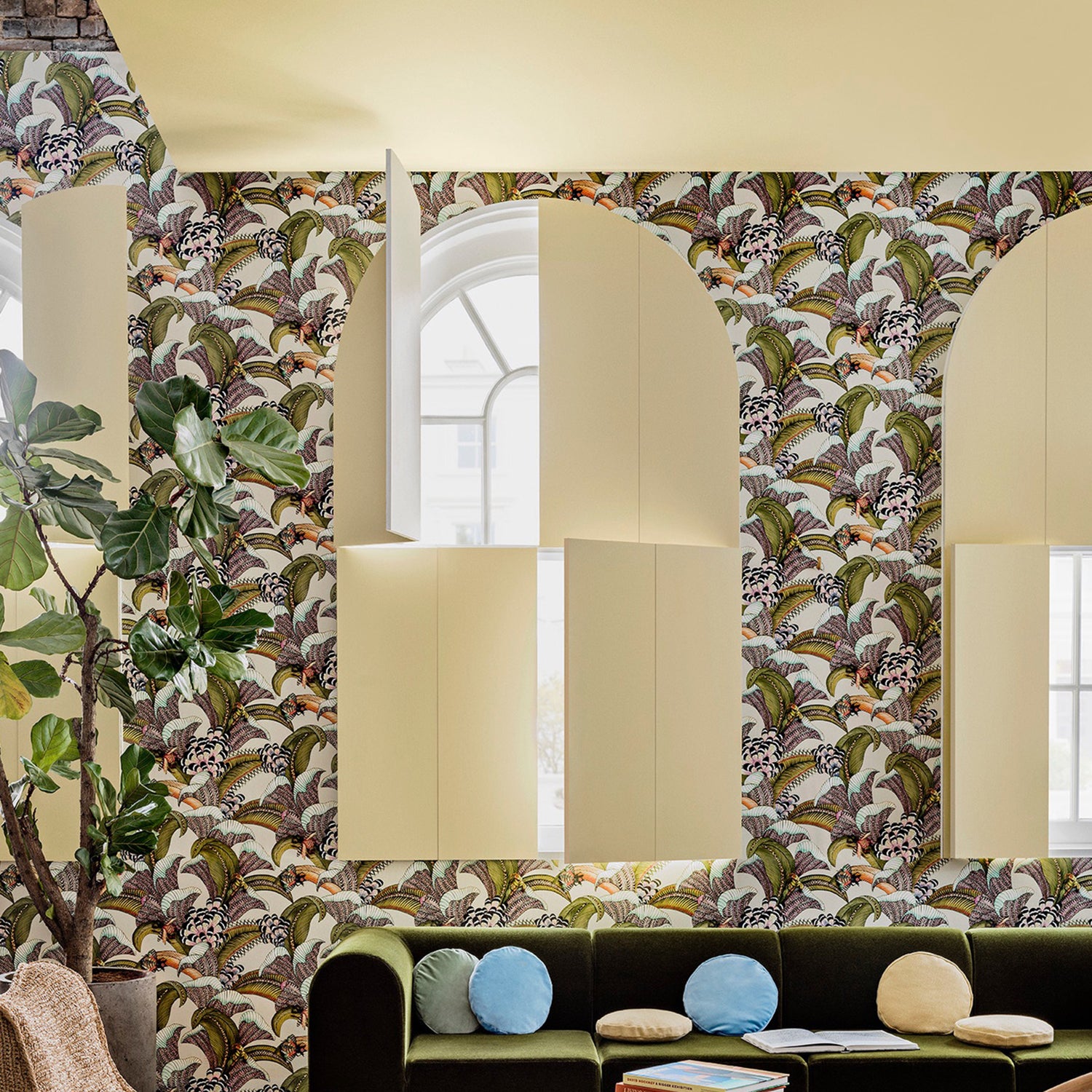 Cole & Son Ardmore Jabula Hoopoe Leaves Wallpaper