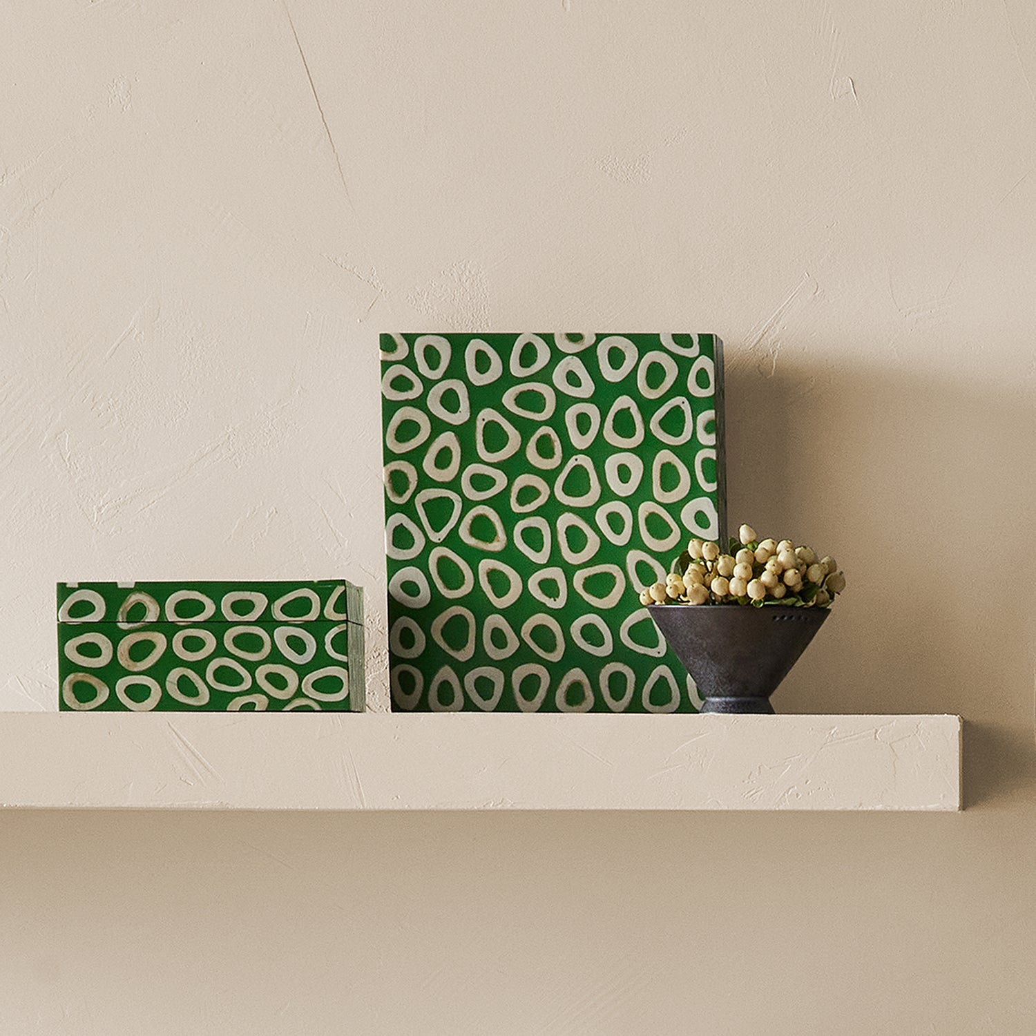 Currey & Co Ovoid Green Box Set of 2