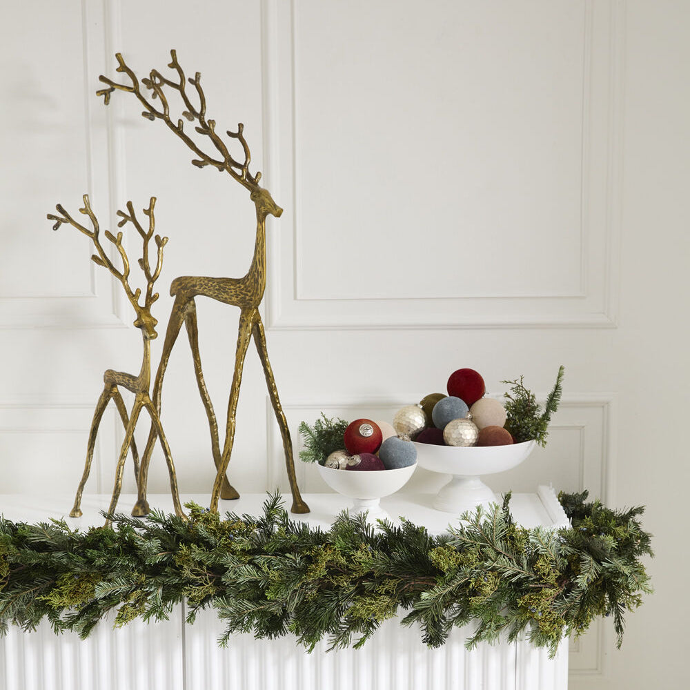 Kingly Reindeer Sculpture