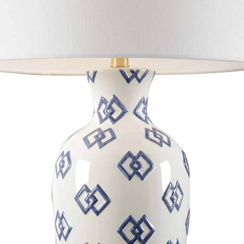 Wildwood Linked In Table Lamp