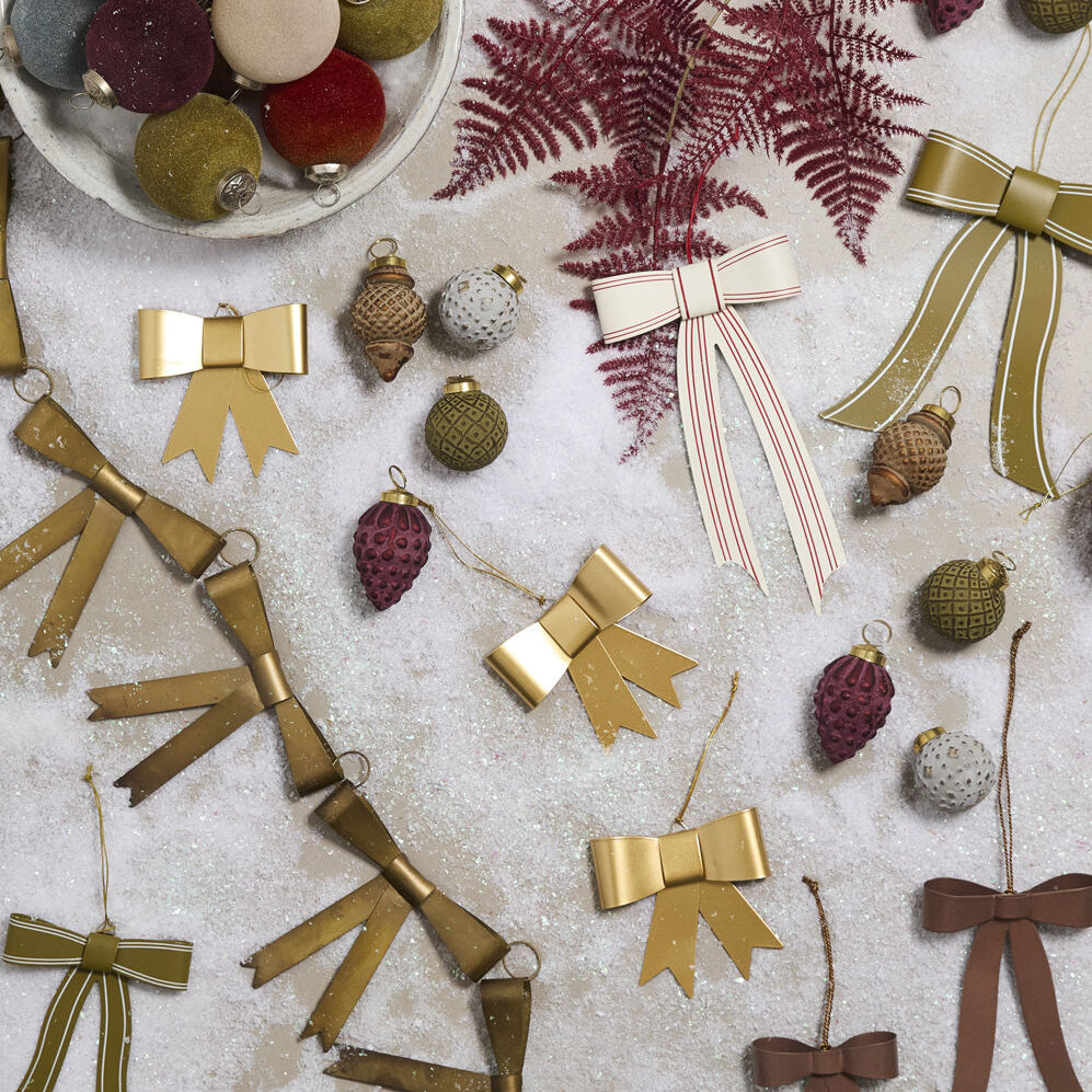 Perfect Bow Ornament Set of 6