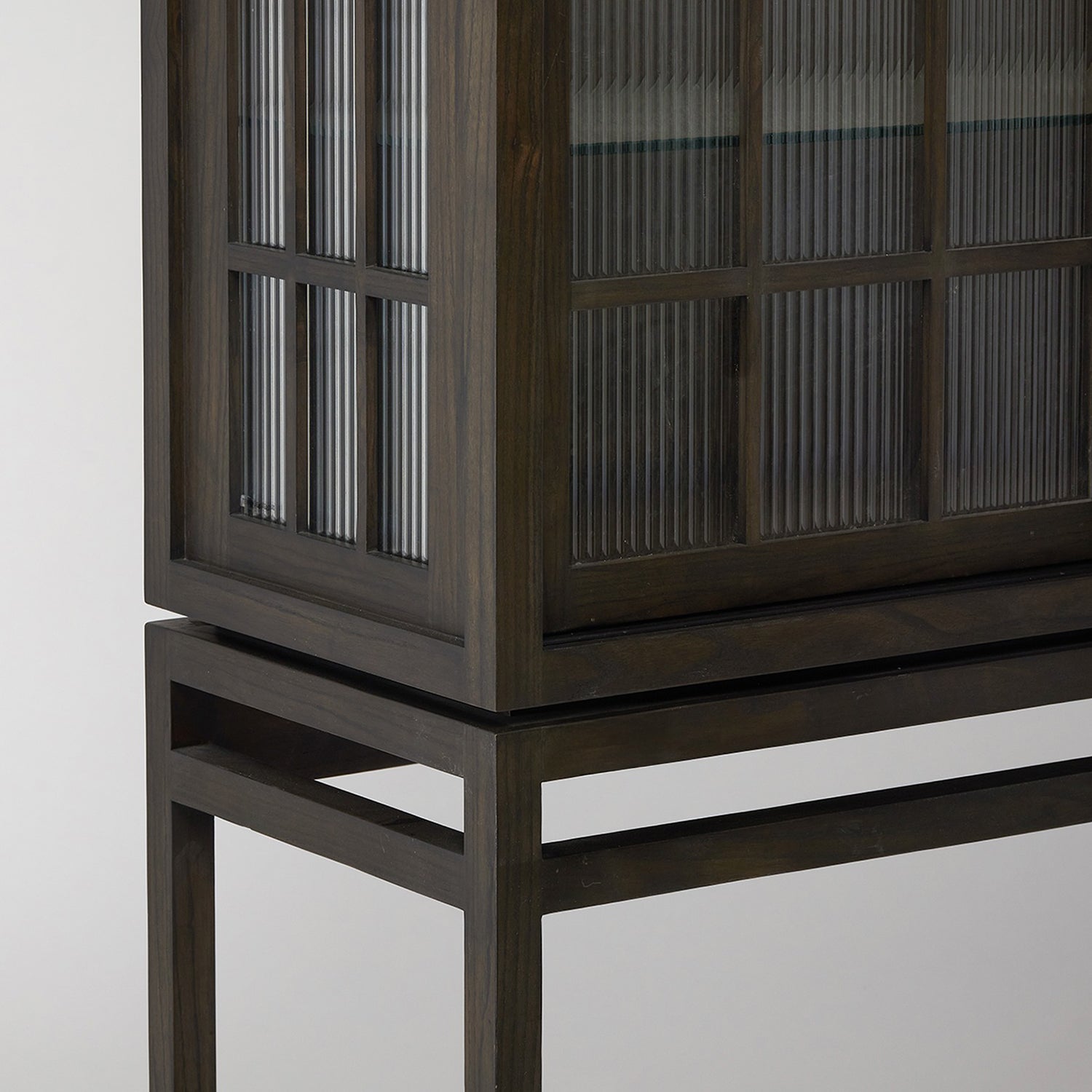 Close-up of the Oak finish on the Hadley Cinder Cabinet