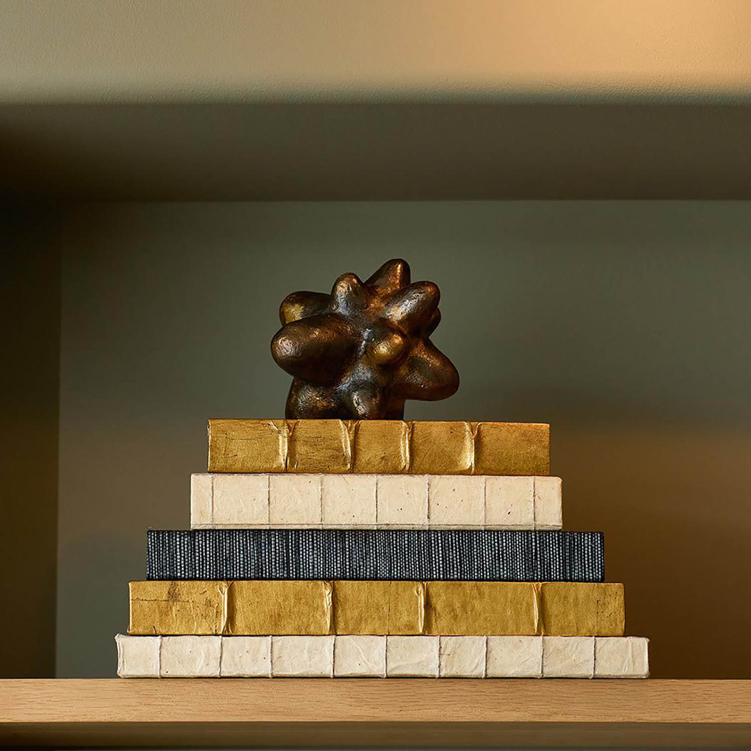 Regina Andrew Amor Metal Objet