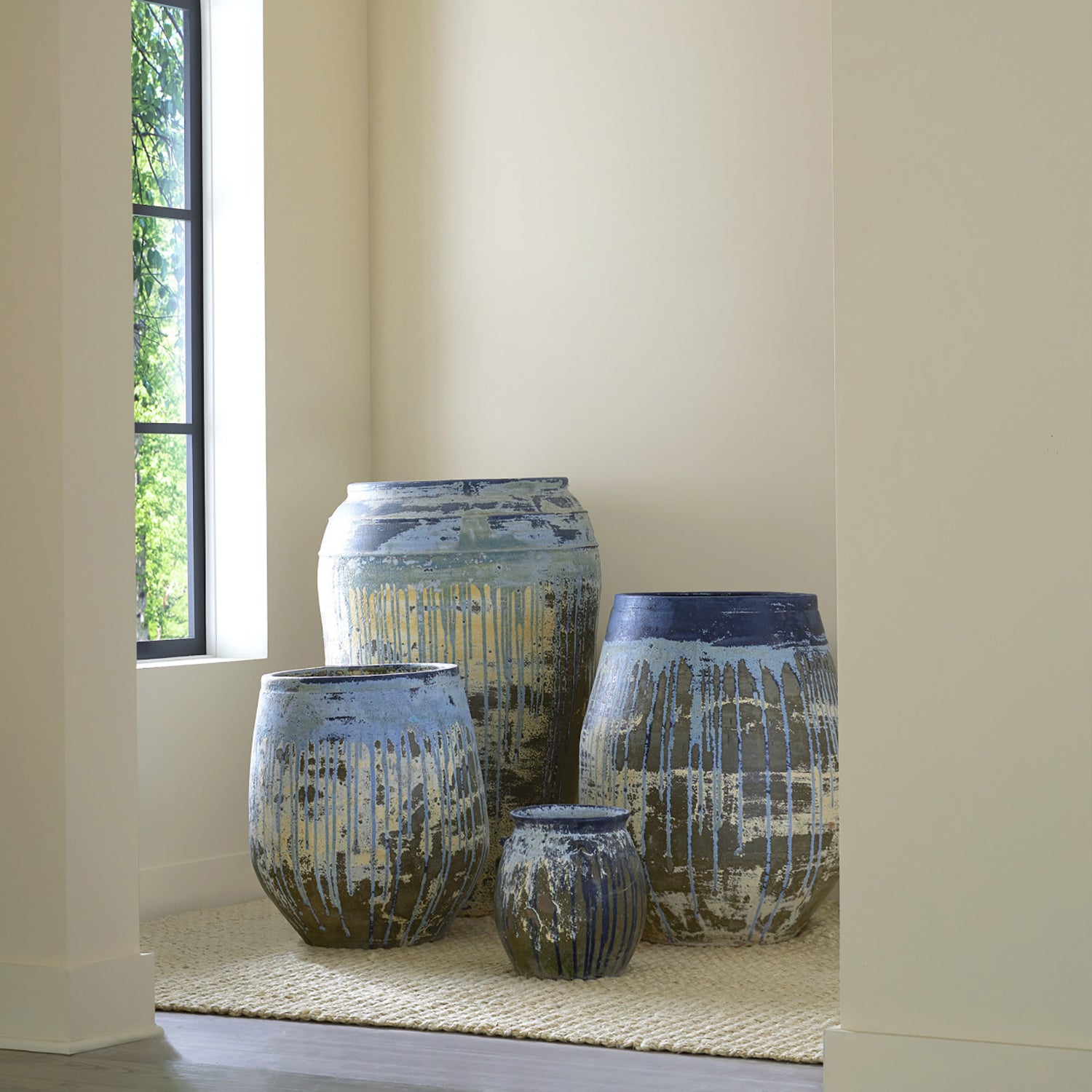 Currey & Co Sicilia Antique Planter