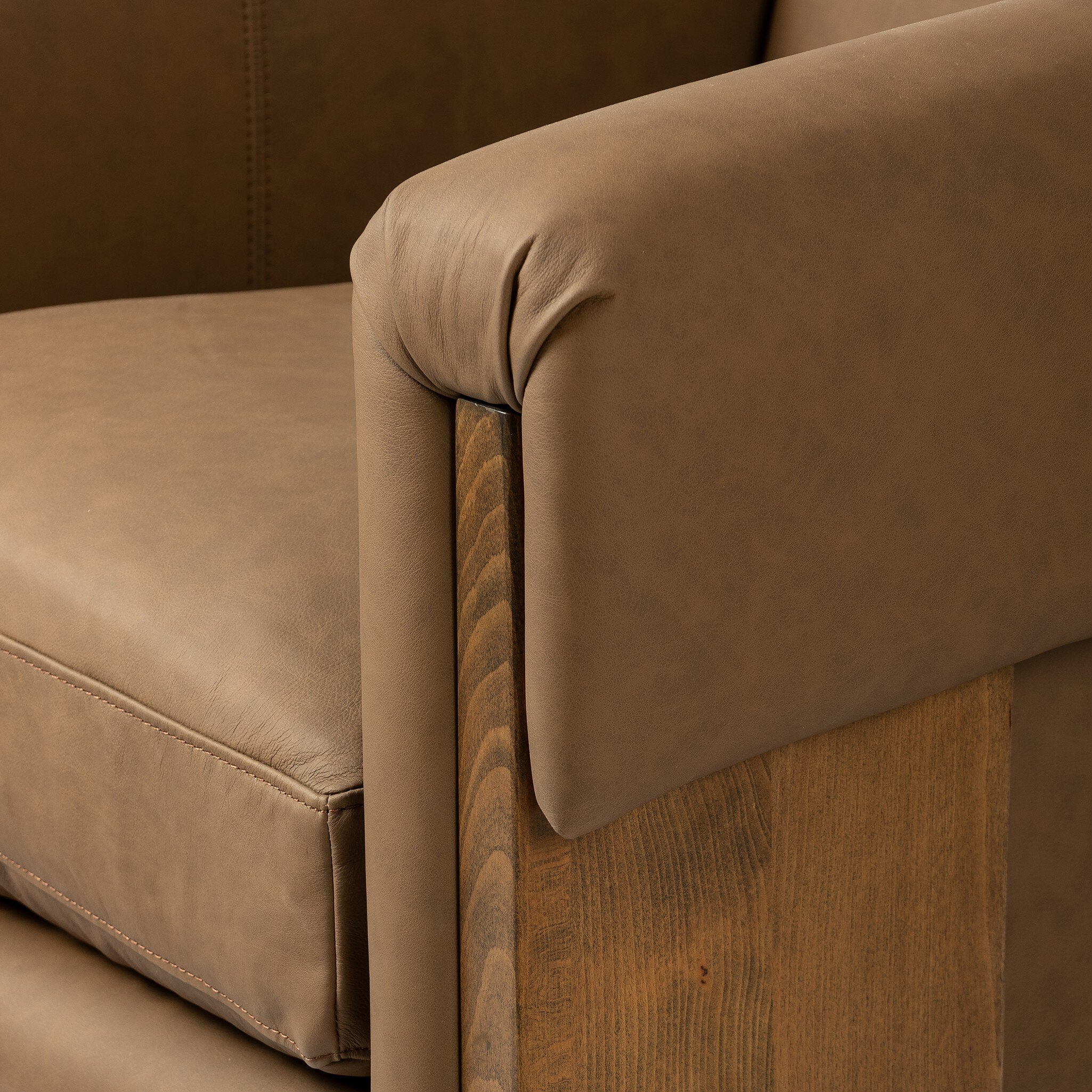 Four Hands Cairo Maestro Cigar Chair detailed view