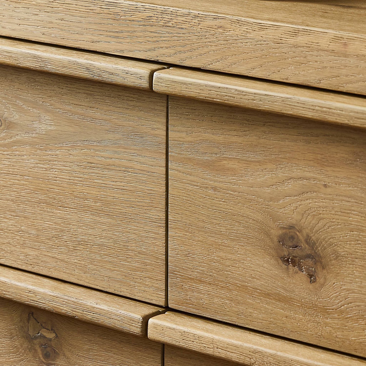 Four Hands Emmer 6 Drawer Dresser