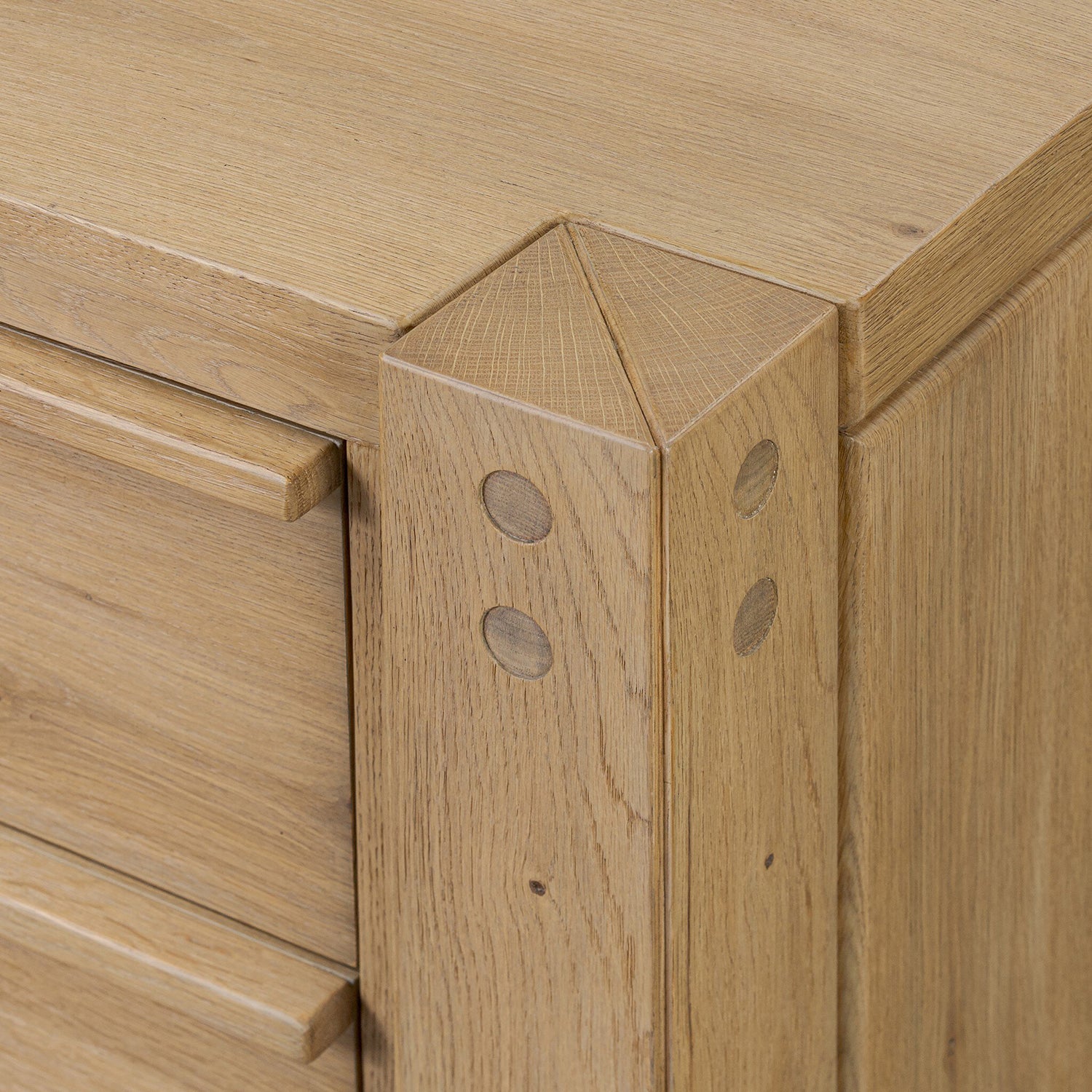 Four Hands Emmer 8 Drawer Dresser