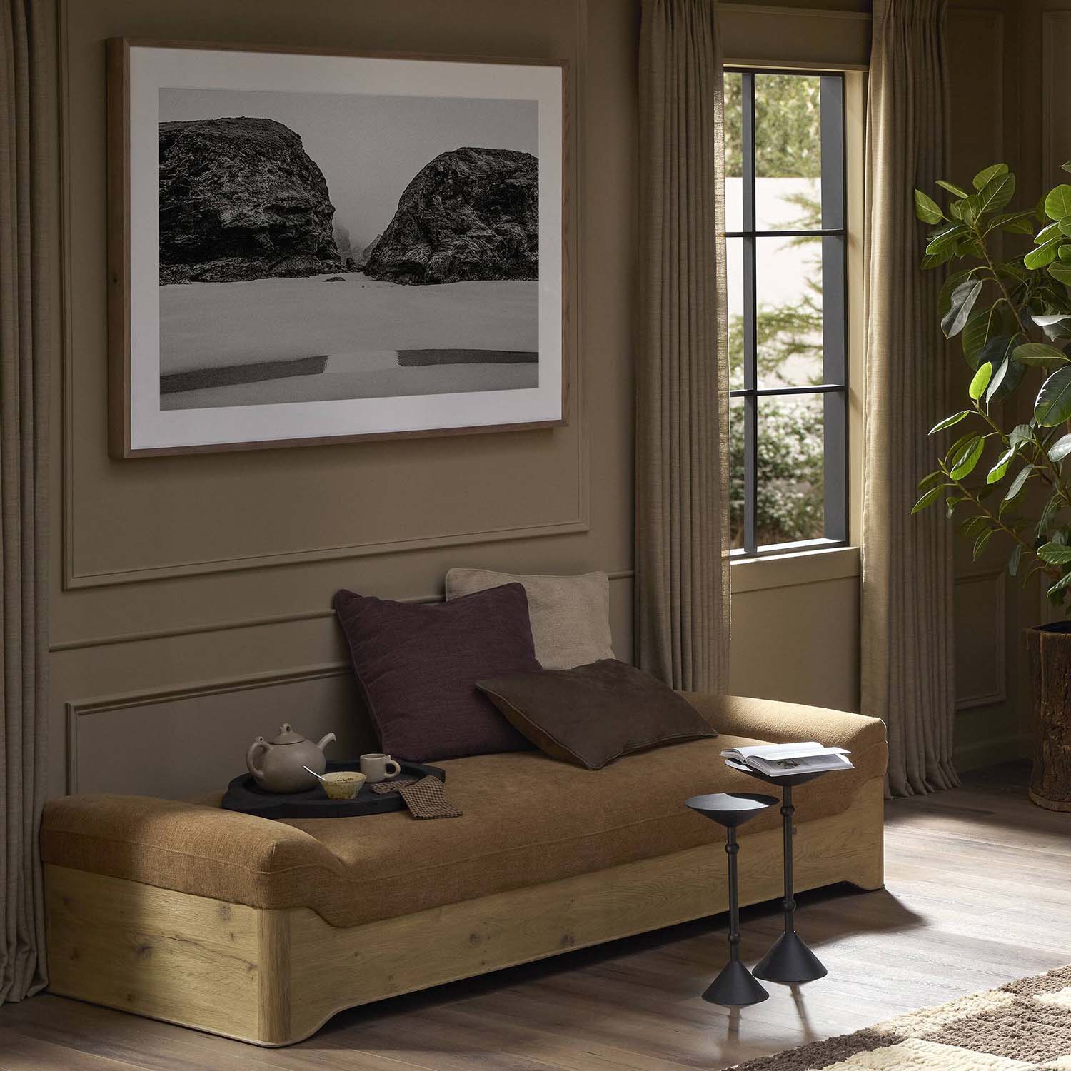 Four Hands Mariano Chaise