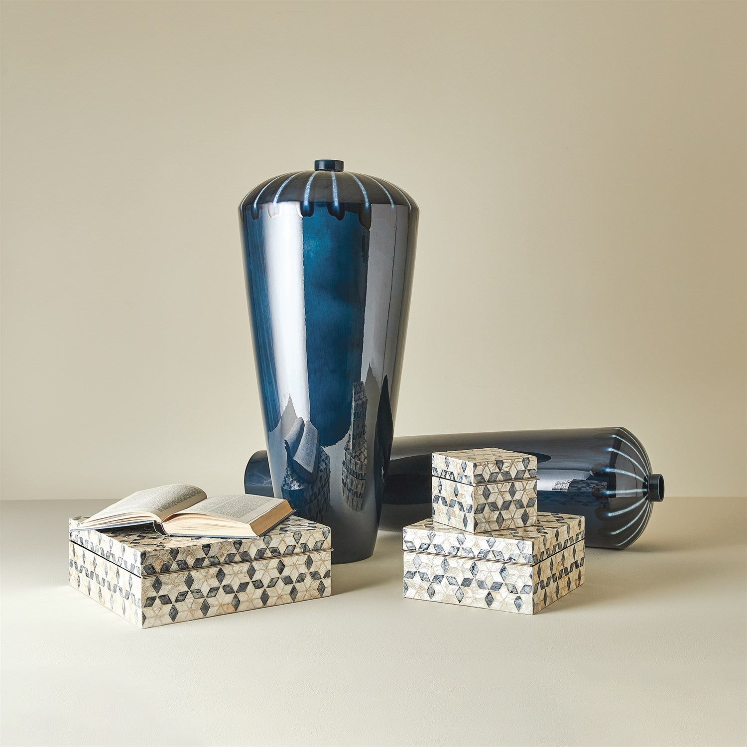 Global Views Capiz Shell Box